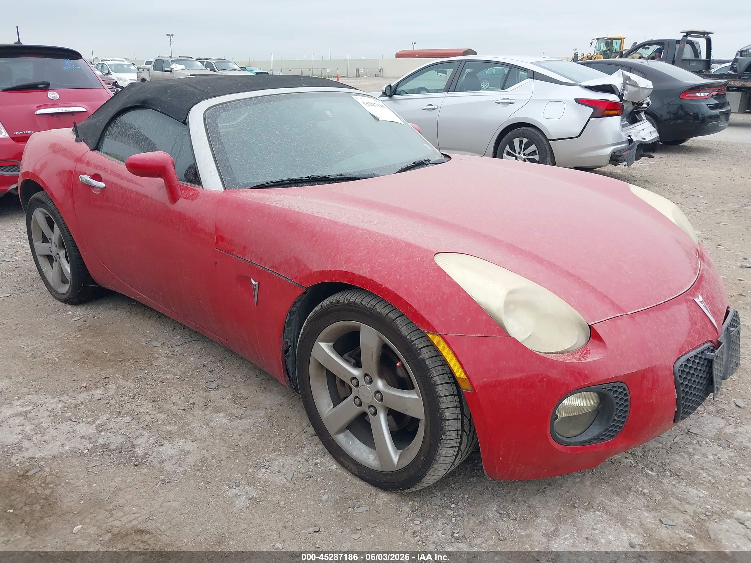 2007 Pontiac Solstice GXP, VIN 1G2MG35X47Y135843 — Normal wear