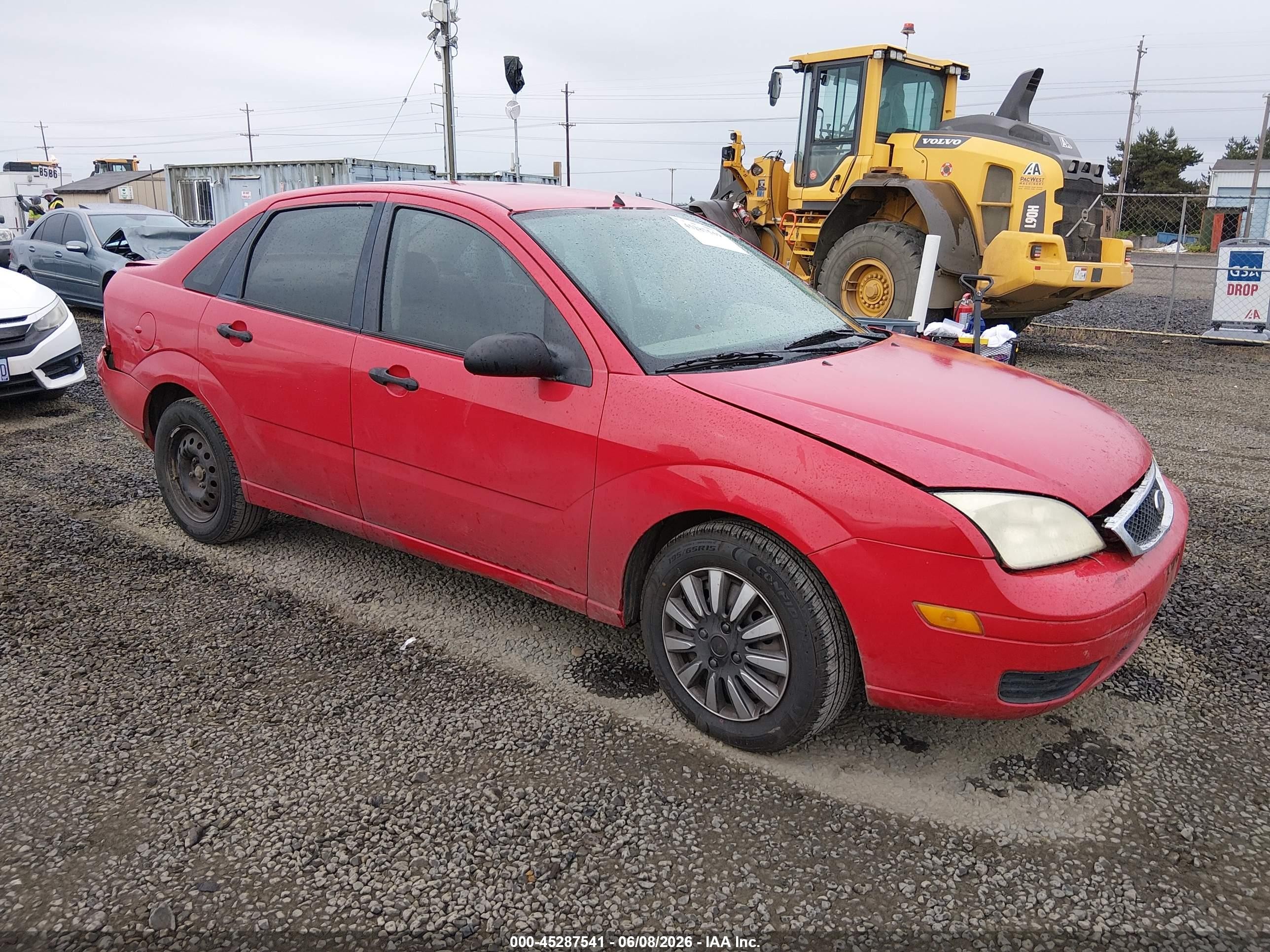2005 Ford Focus S, VIN 1FAFP34N15W266831 — All over