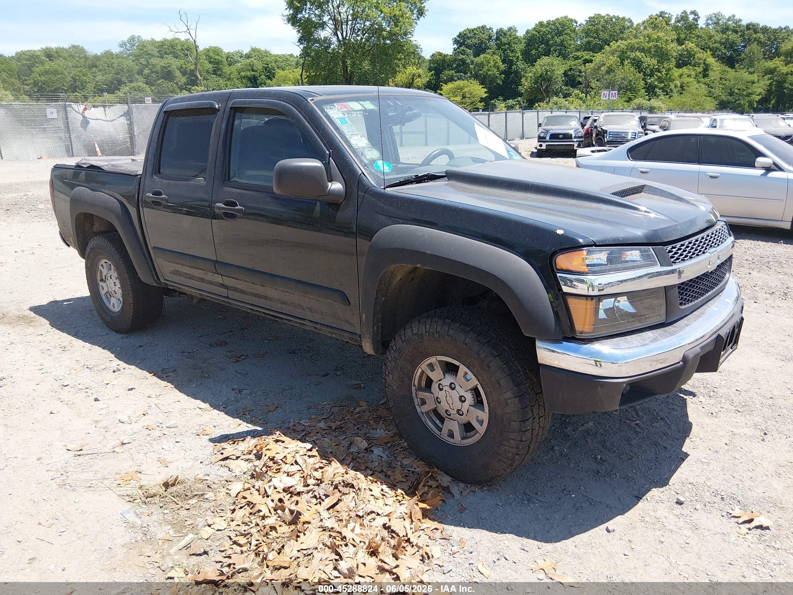 2006 Chevrolet Colorado 2LT, VIN 1GCDT136068168813 — Side