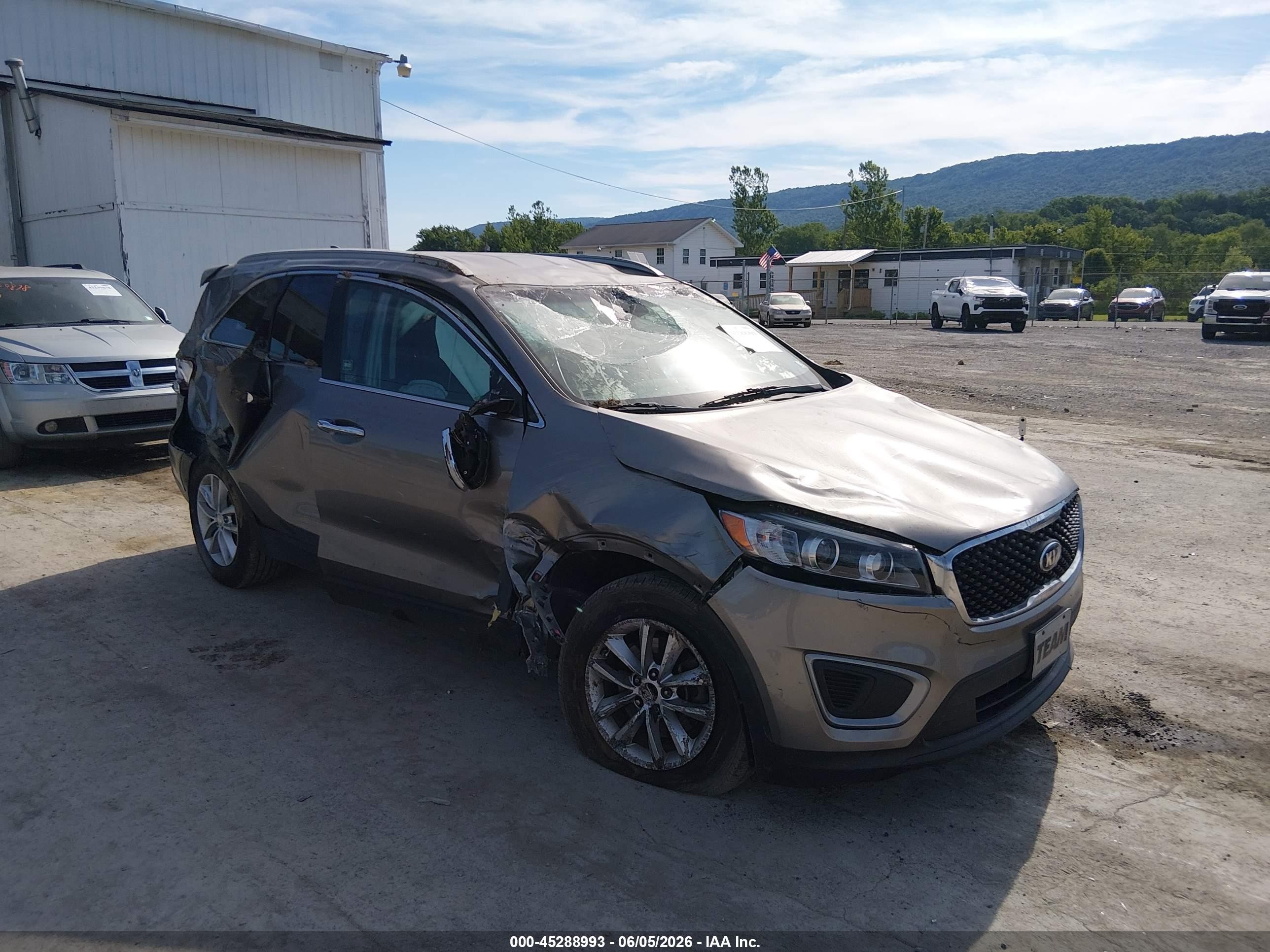 2016 Kia Sorento LX, VIN 5XYPGDA39GG020262 — Rollover