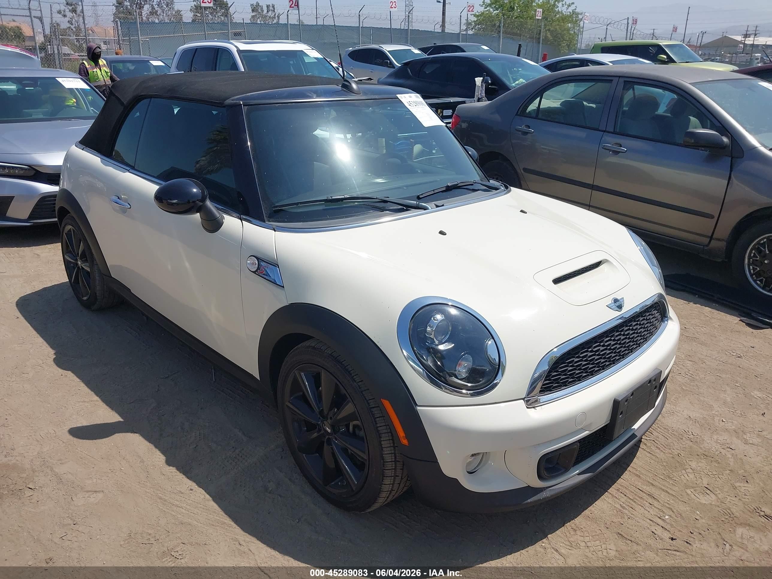 2014 MINI Convertible S, VIN WMWZP3C57ET707157 — Rear end