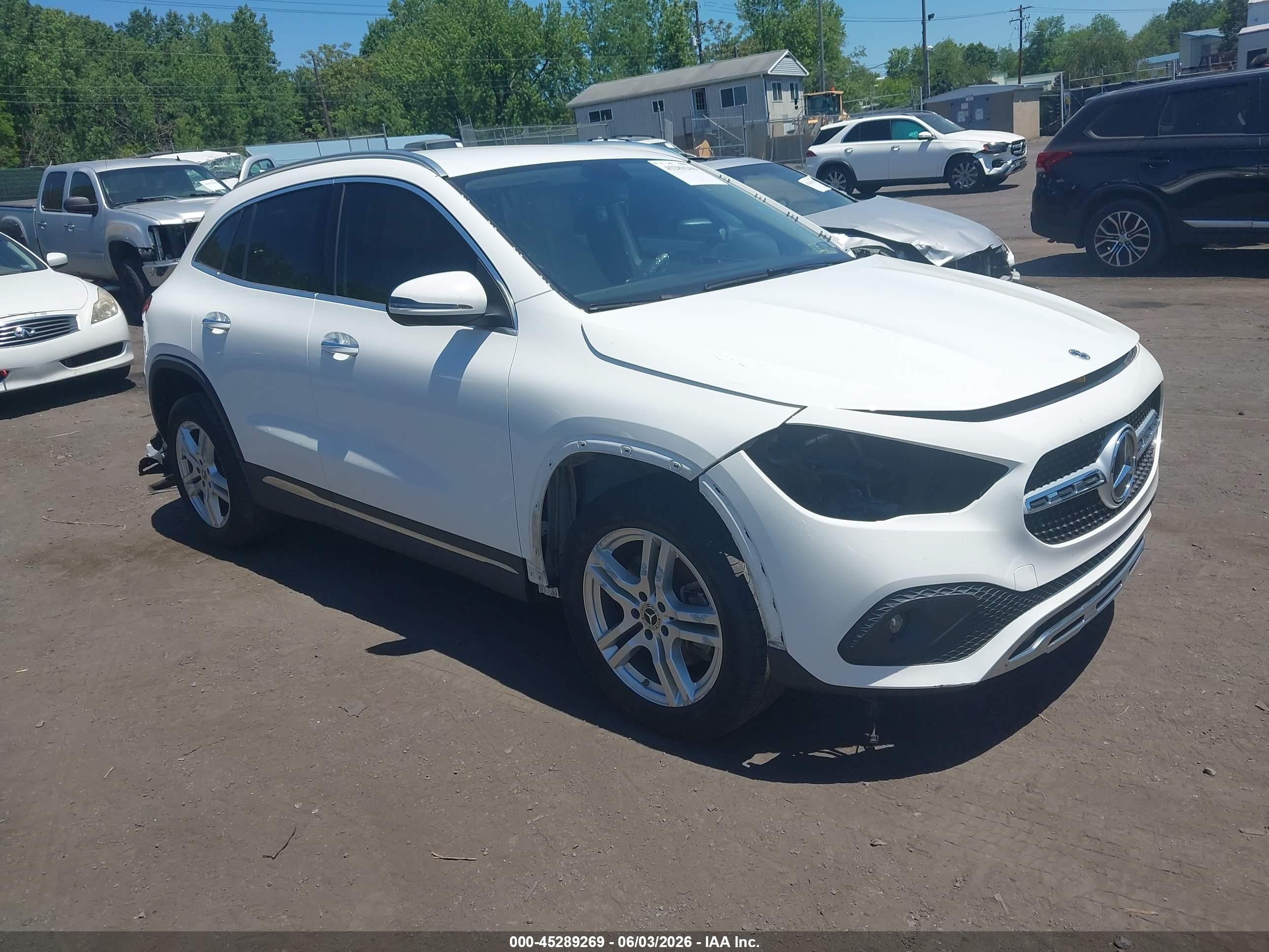 2023 Mercedes-Benz GLA 250, VIN W1N4N4HB4PJ514544 — Front end