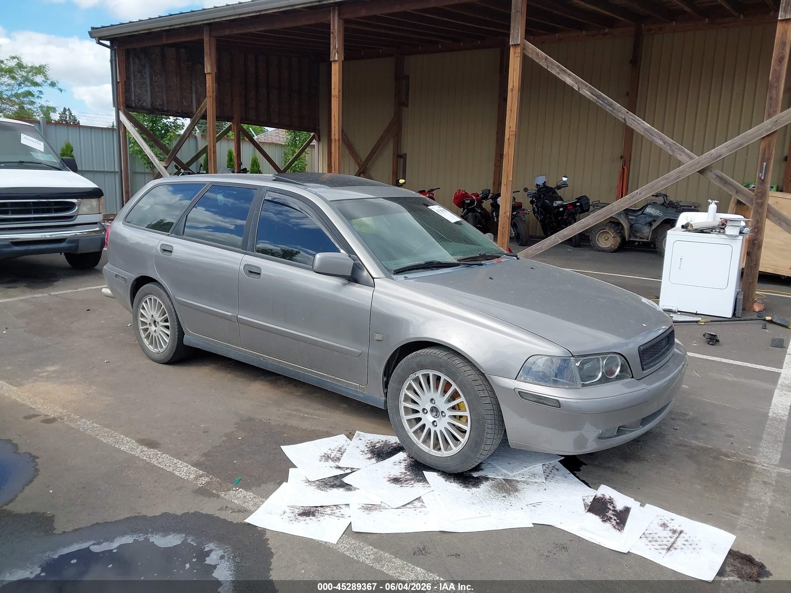 2004 Volvo V40, VIN YV1VW27594F103416 — Обычный износ