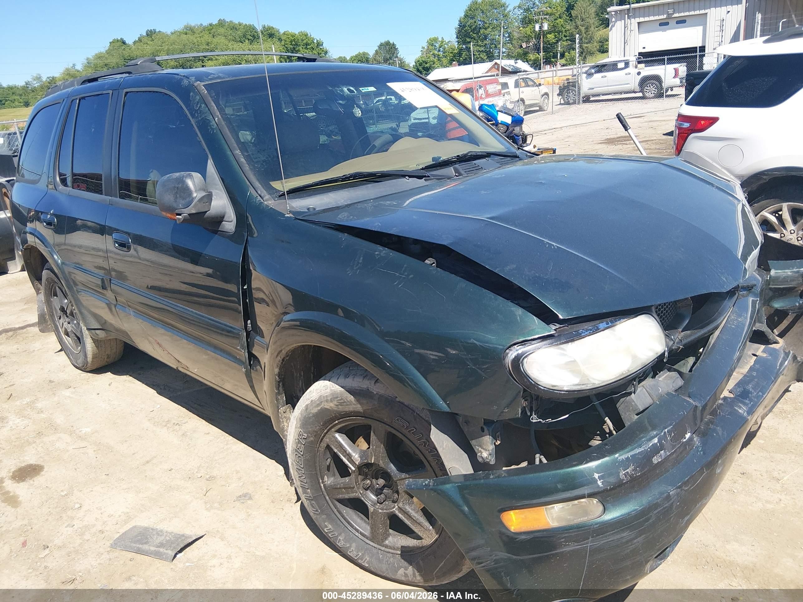2003 Oldsmobile Bravada, VIN 1GHDT13S532374604 — Front end