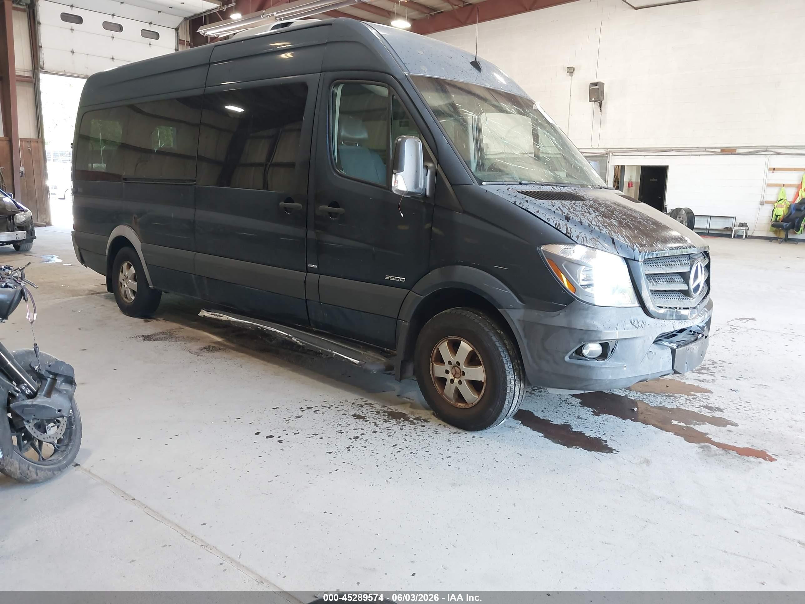 2015 Mercedes-Benz Sprinter Passenger, VIN WDZPE8CC3F5972238 — Normal wear