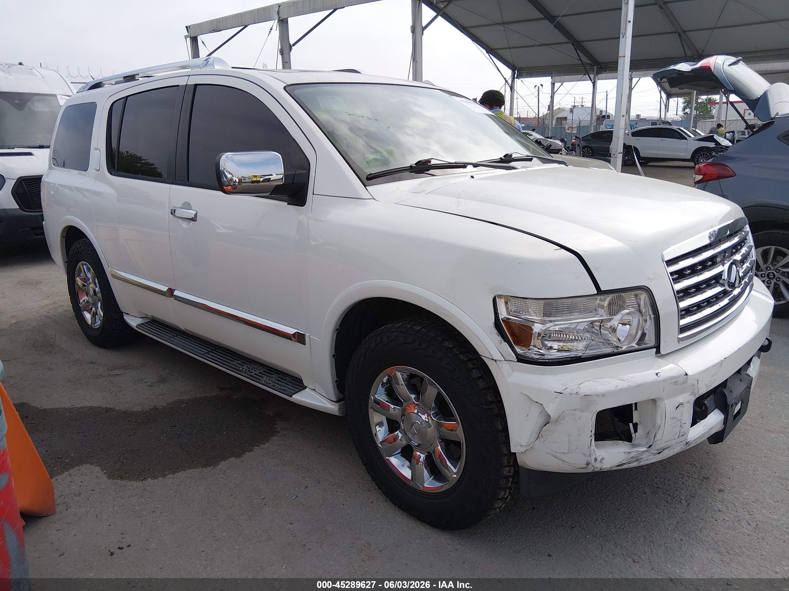 2010 Infiniti QX56, VIN 5N3ZA0NF2AN902836 — Front end