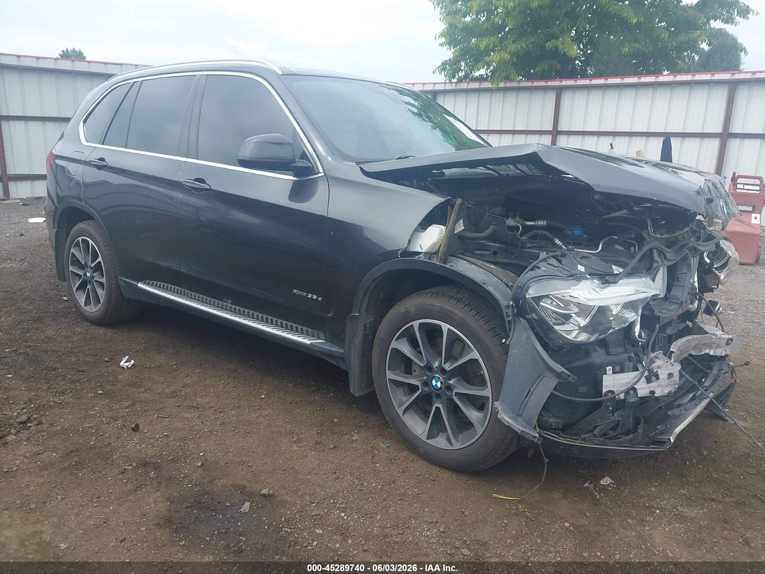 2015 BMW X5 xDrive35d, VIN 5UXKS4C54F0N07539 — Front end