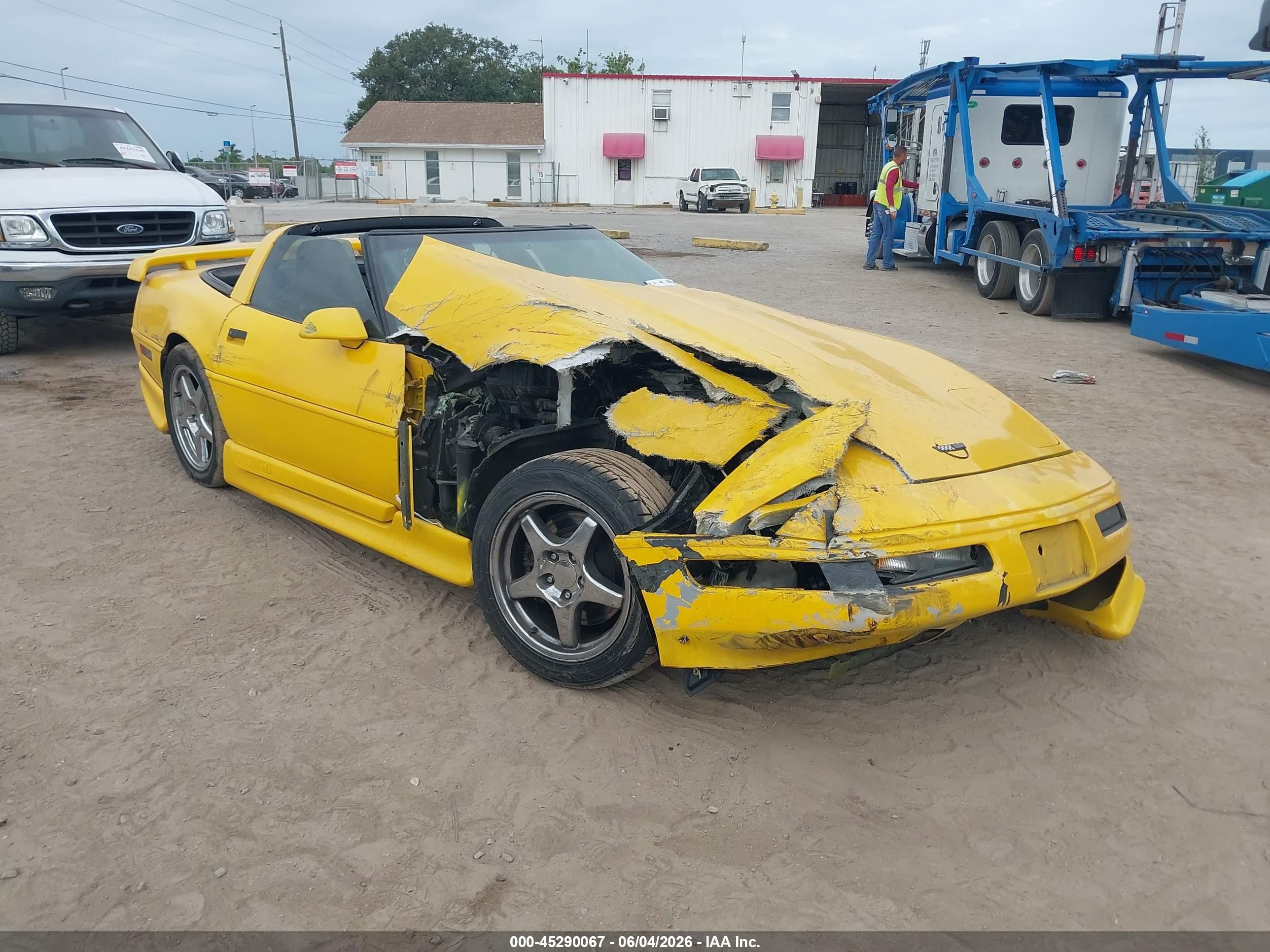 1995 Chevrolet Corvette, VIN 1G1YY22P2S5104795 — Front end