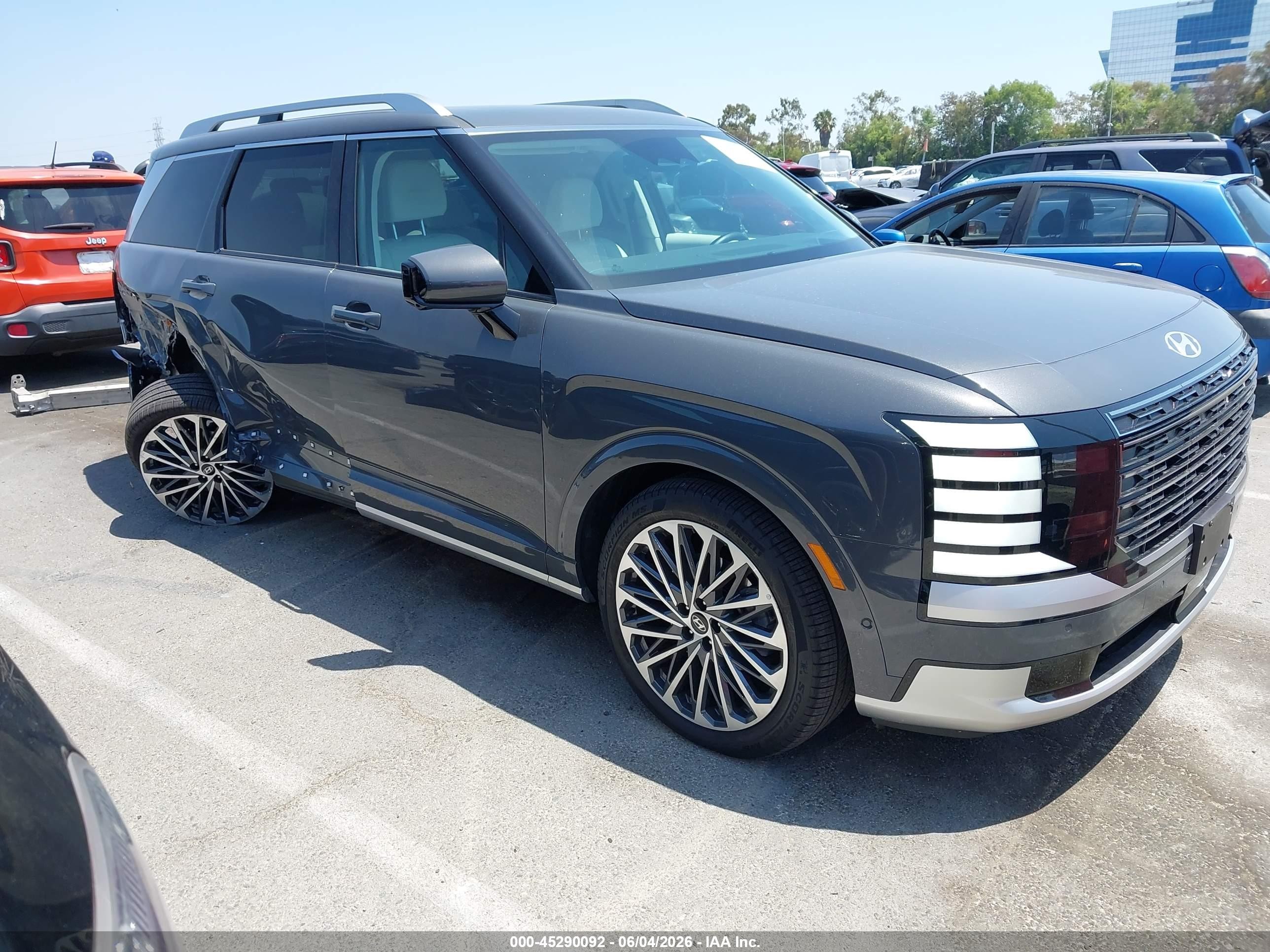 2026 Hyundai Palisade Hybrid Calligraphy, VIN KM8RMESA4TU051475 — Rear end