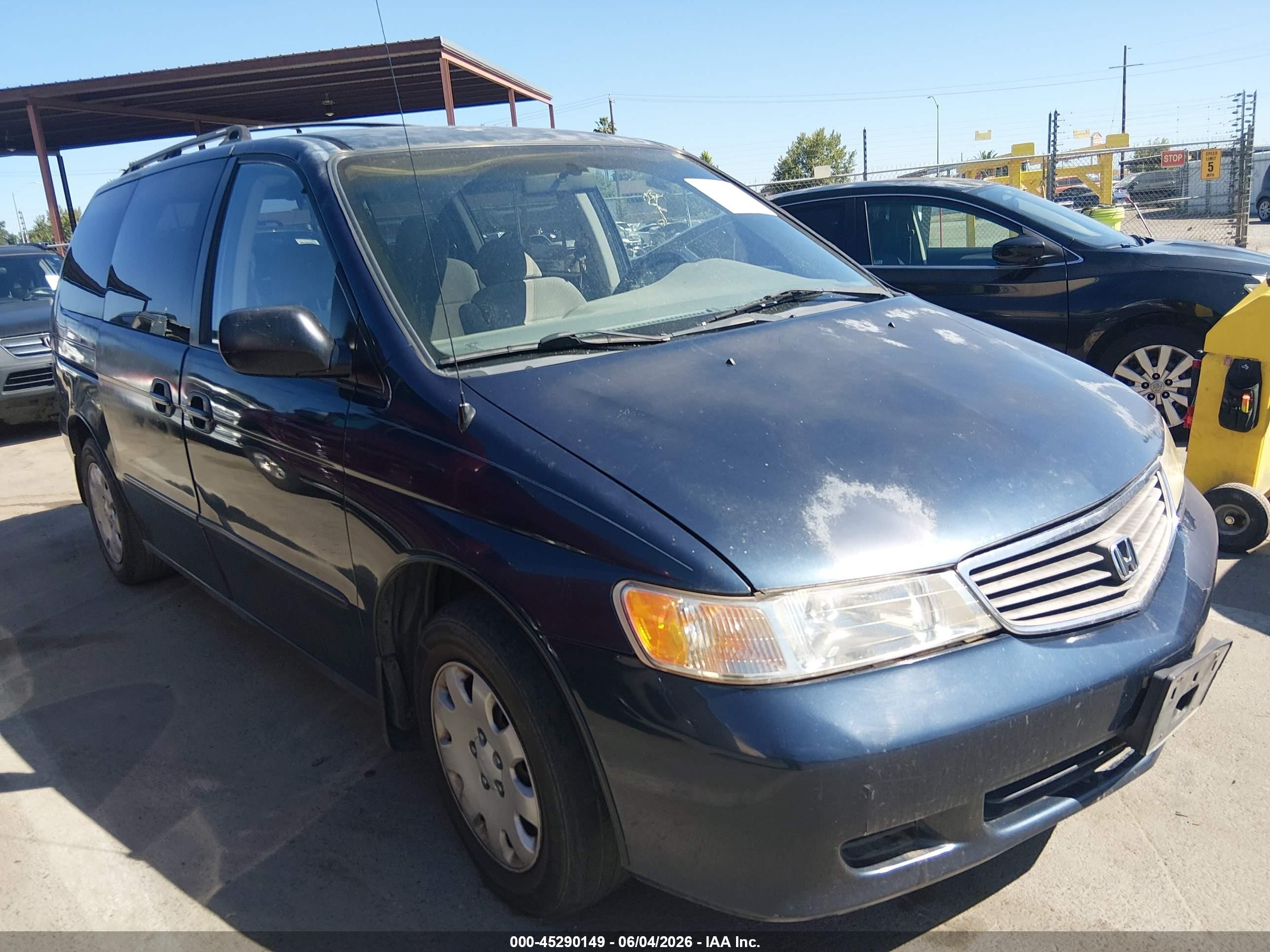1999 Honda Odyssey LX, VIN 2HKRL1853XH536538 — Normal wear