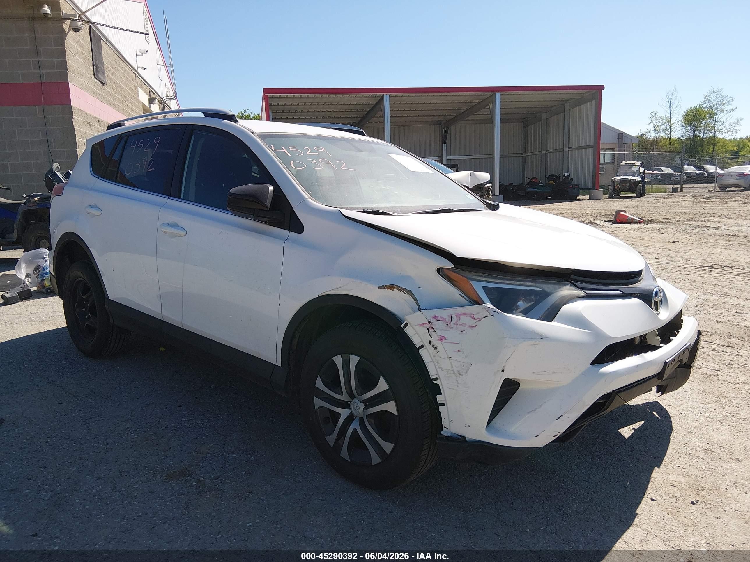 2016 Toyota RAV4 LE, VIN 2T3BFREV4GW488195 — Front end