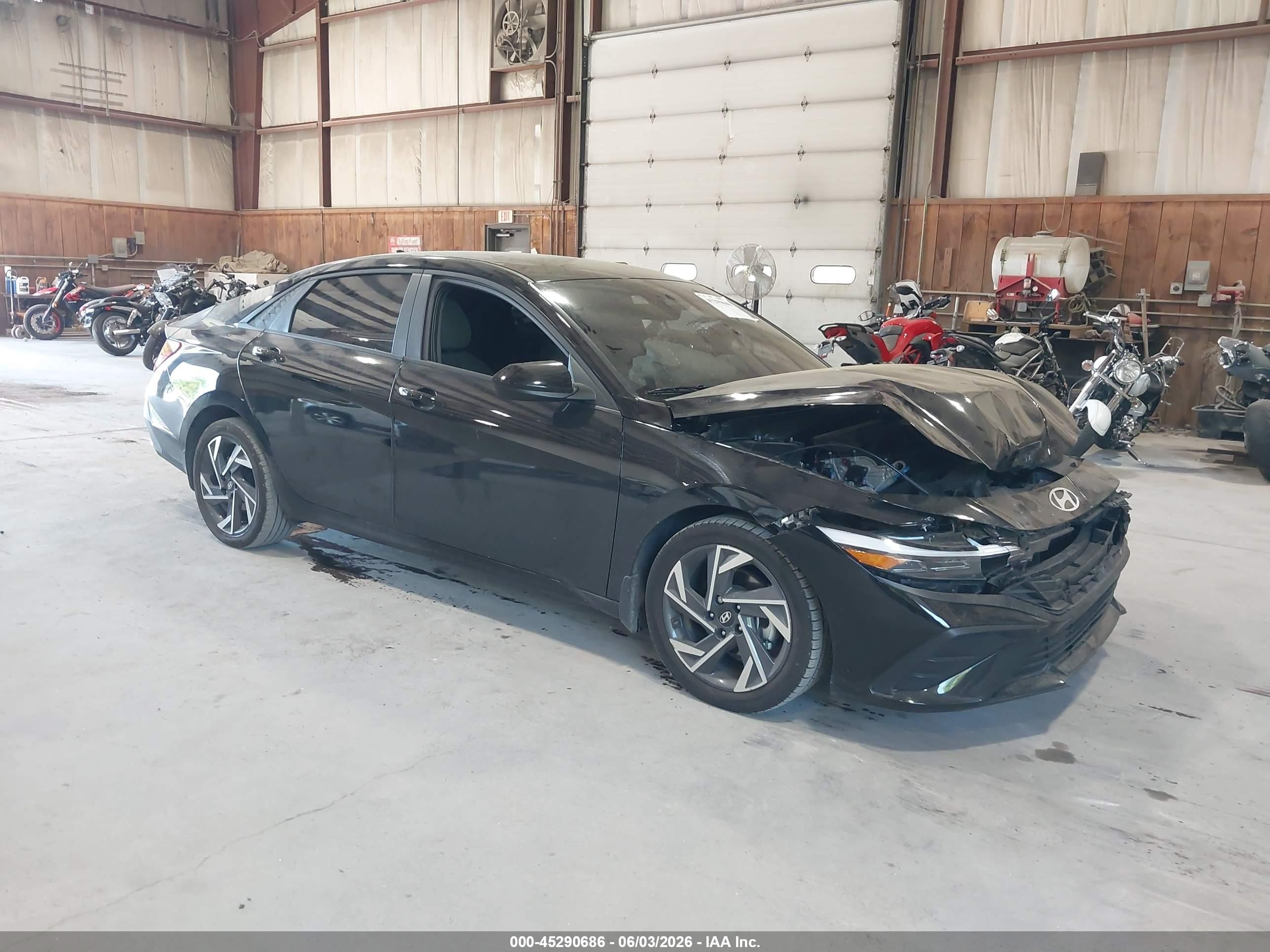 2025 Hyundai Elantra SEL Sport, VIN KMHLM4DG0SU026735 — Front end