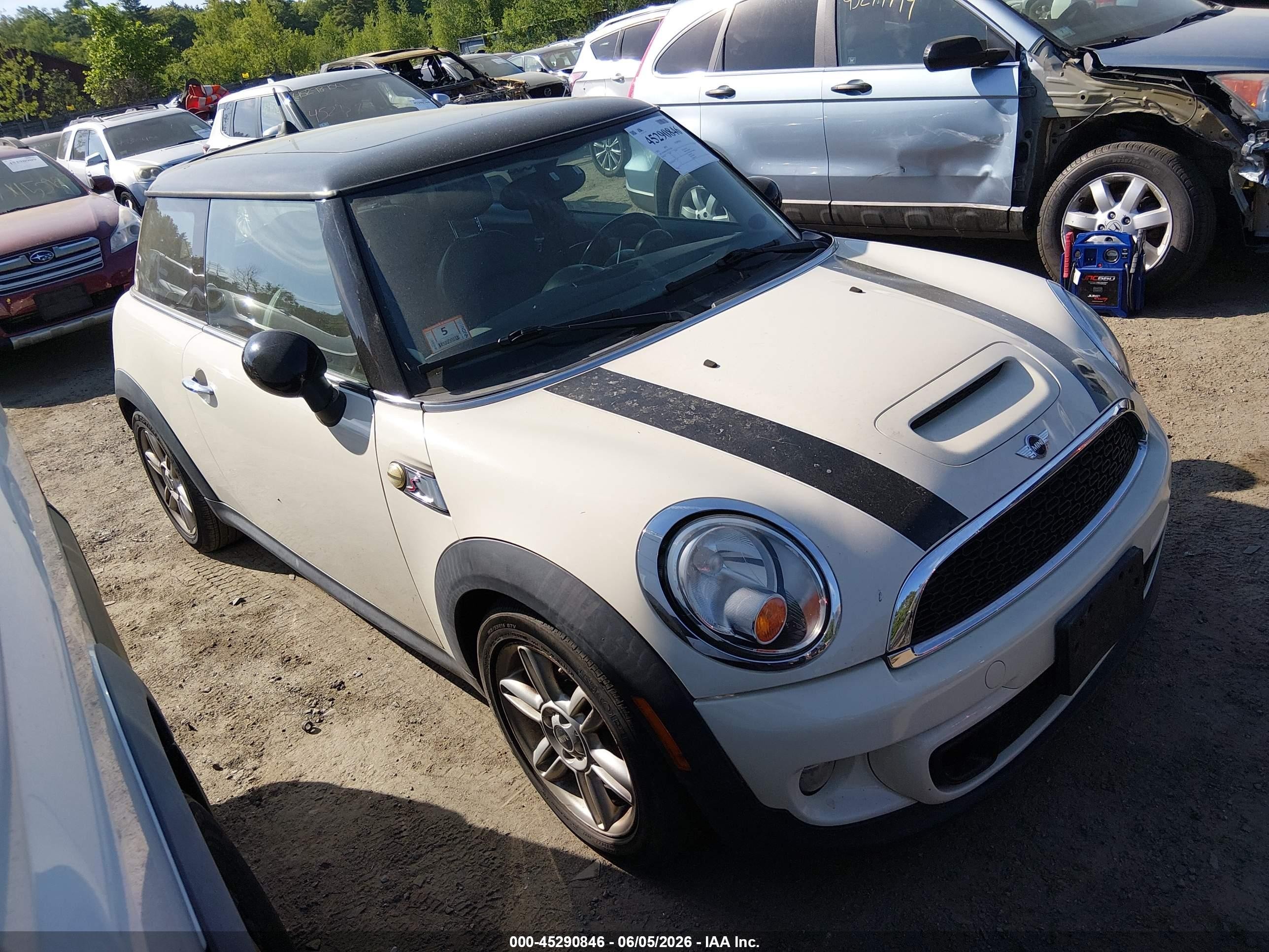 2012 MINI Hardtop S, VIN WMWSV3C59CTY19432 — Обычный износ