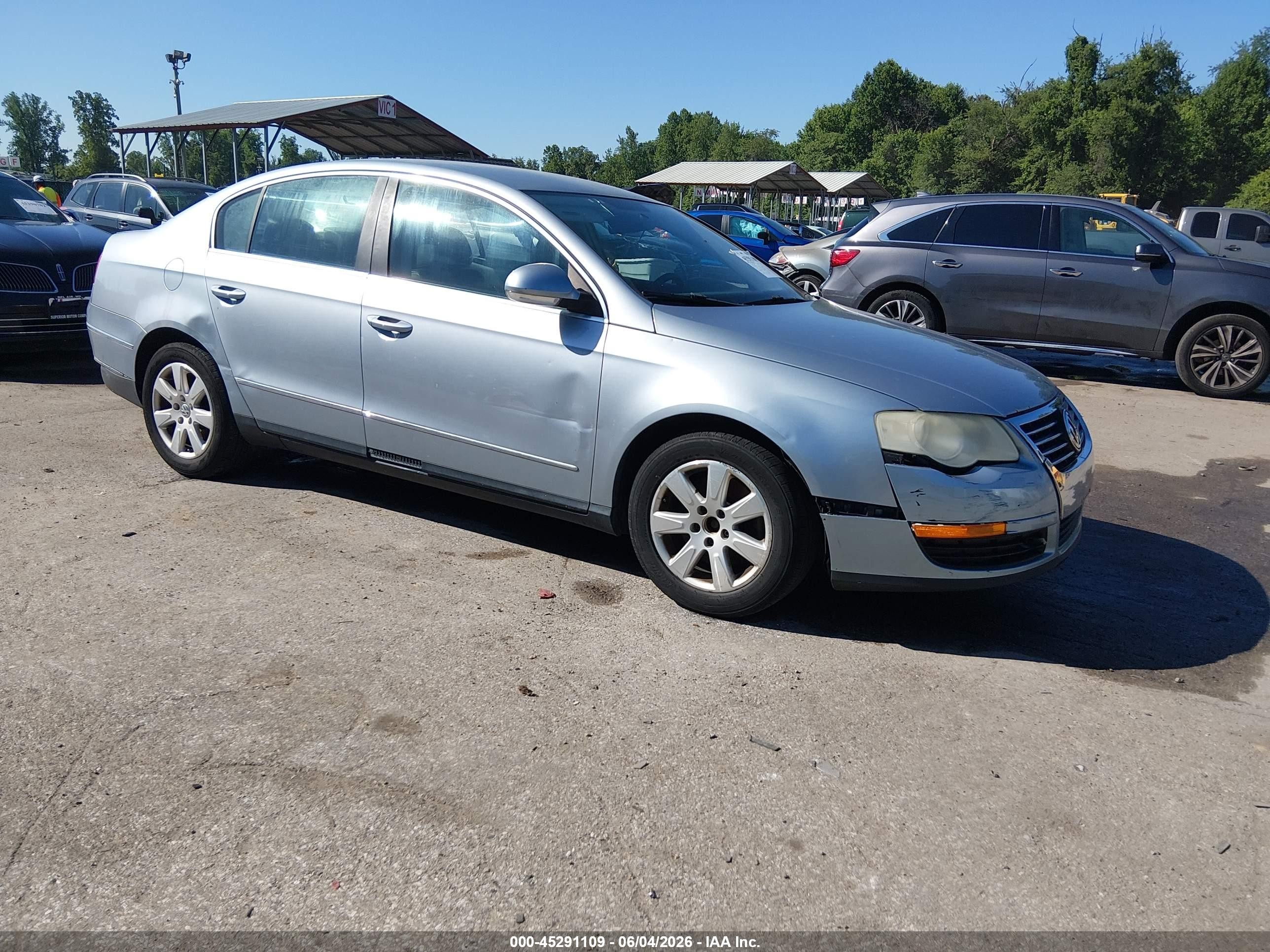 2008 Volkswagen Passat Turbo, VIN WVWJK73CX8E049508 — Rear end