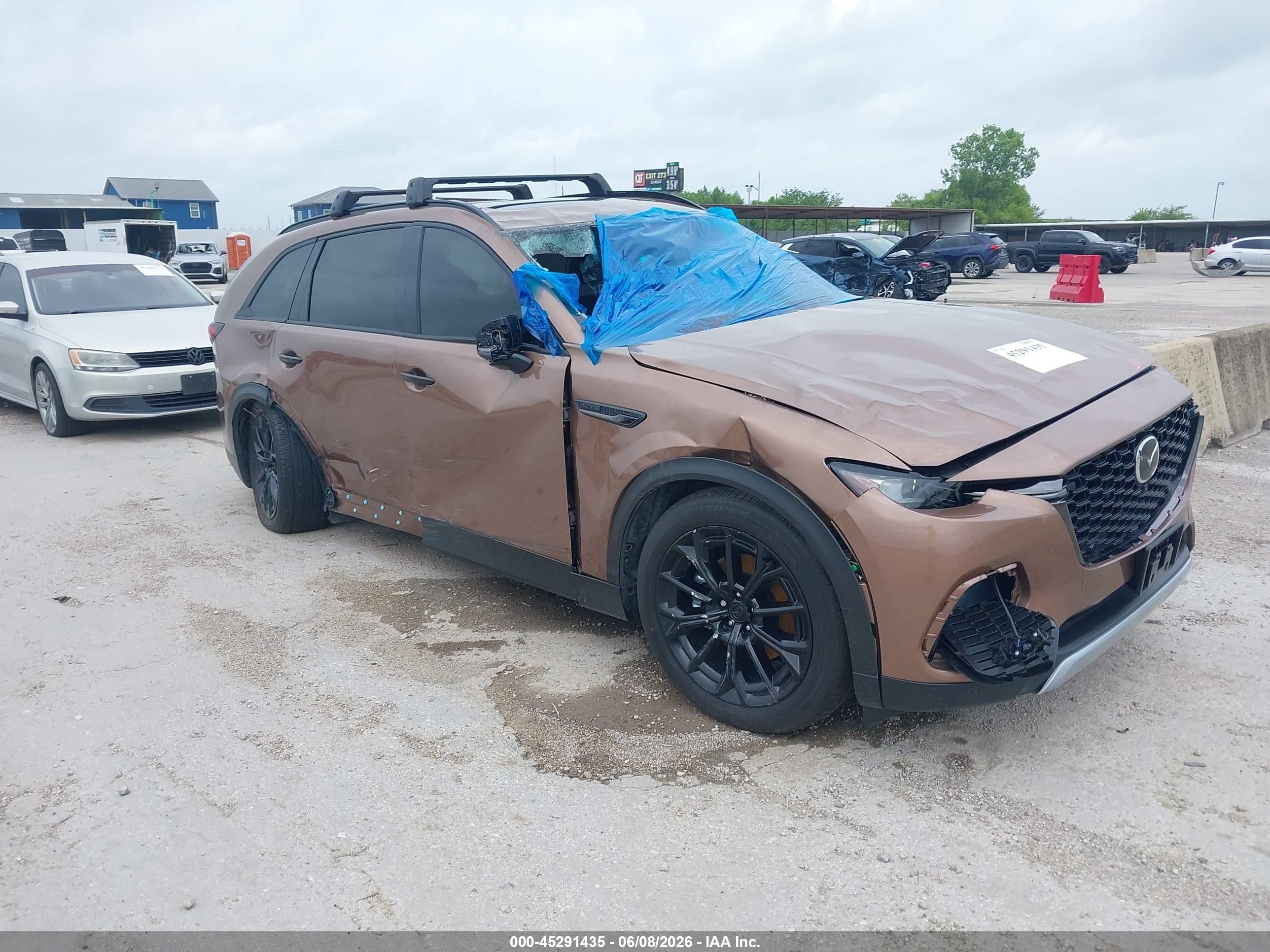 2026 Mazda CX-70 Premium Plus, VIN JM3KJEHD9T1202254 — Rollover