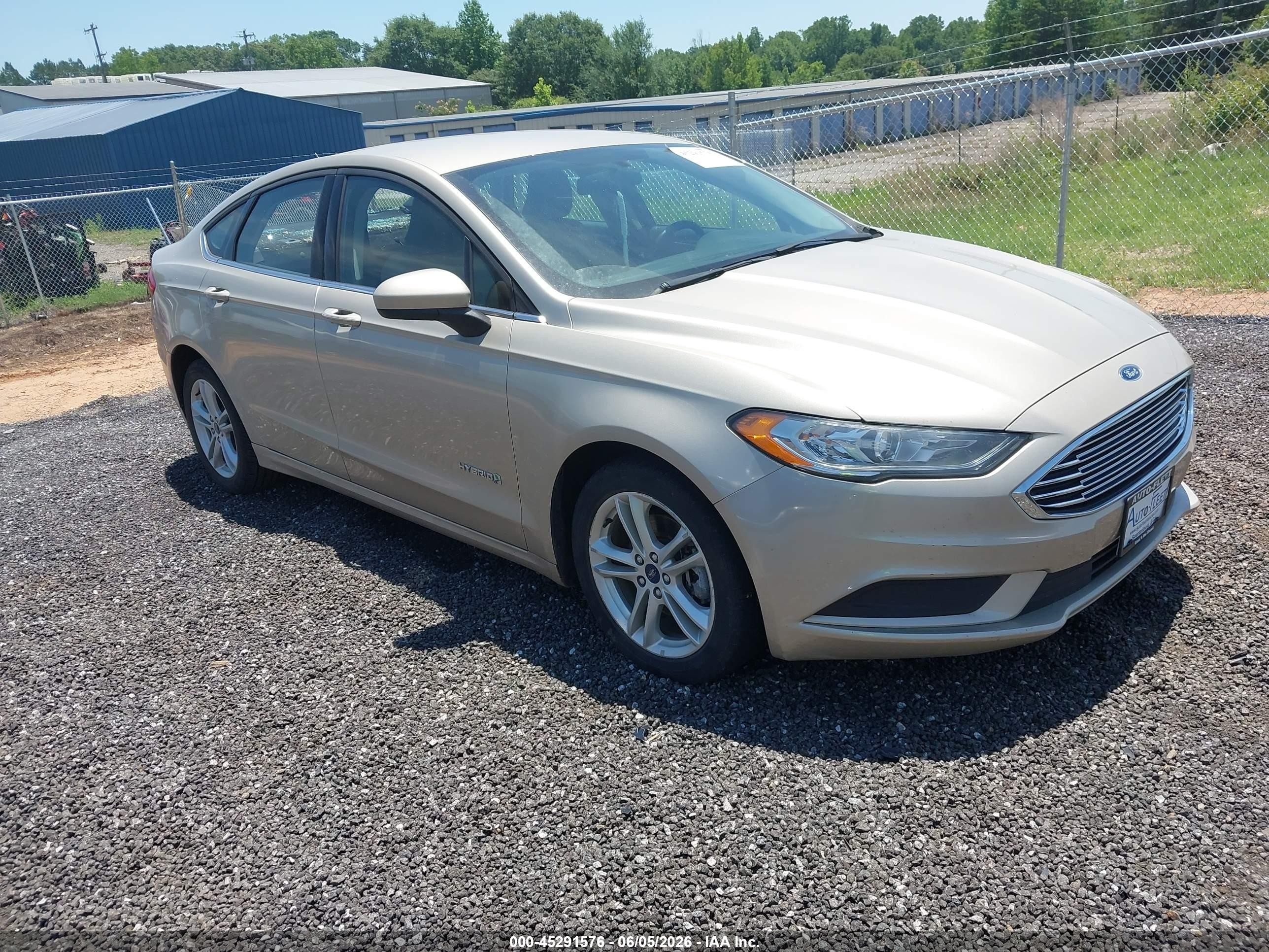 2018 Ford Fusion S, VIN 3FA6P0UU7JR141819 — Storm