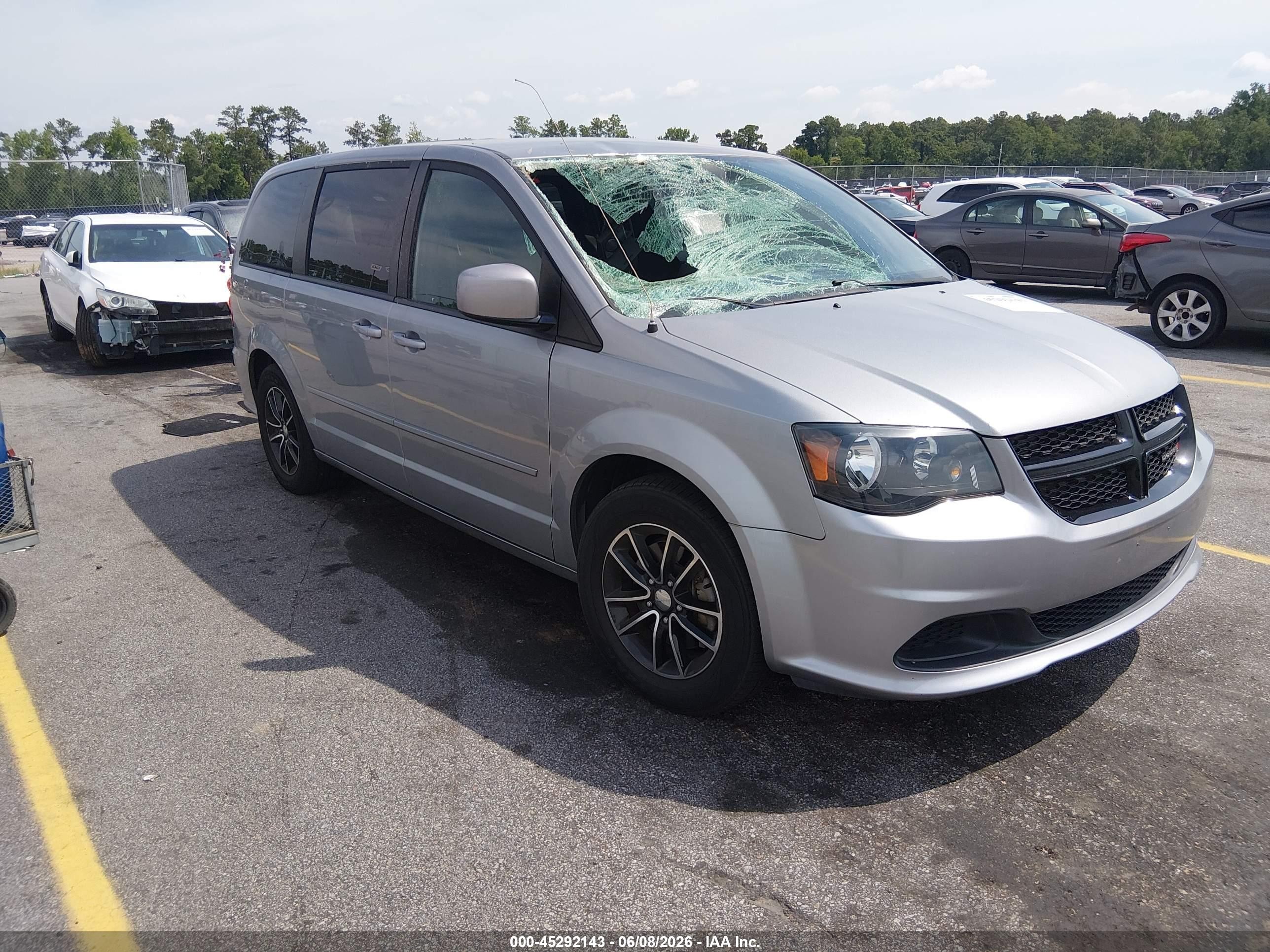 2017 Dodge Grand Caravan SE, VIN 2C4RDGBG1HR636815 — Roof
