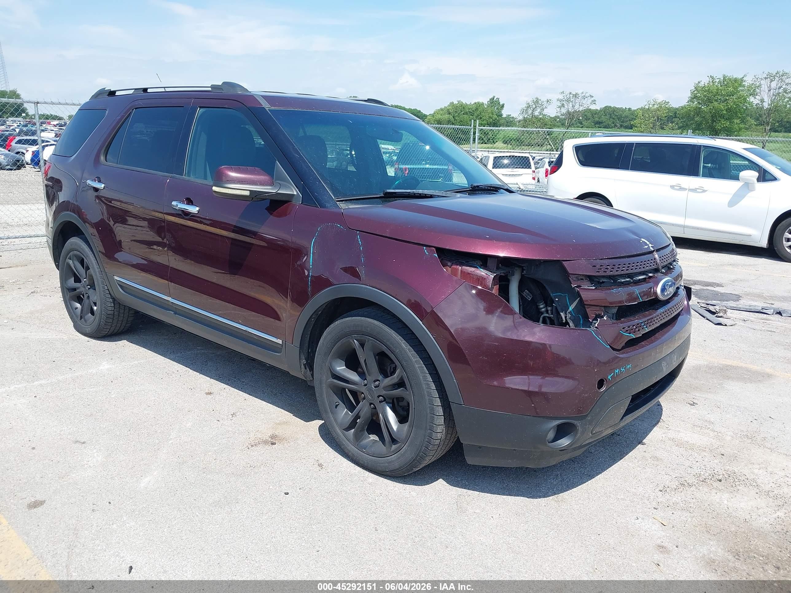 2011 Ford Explorer Limited, VIN 1FMHK8F80BGA04080 — Перед