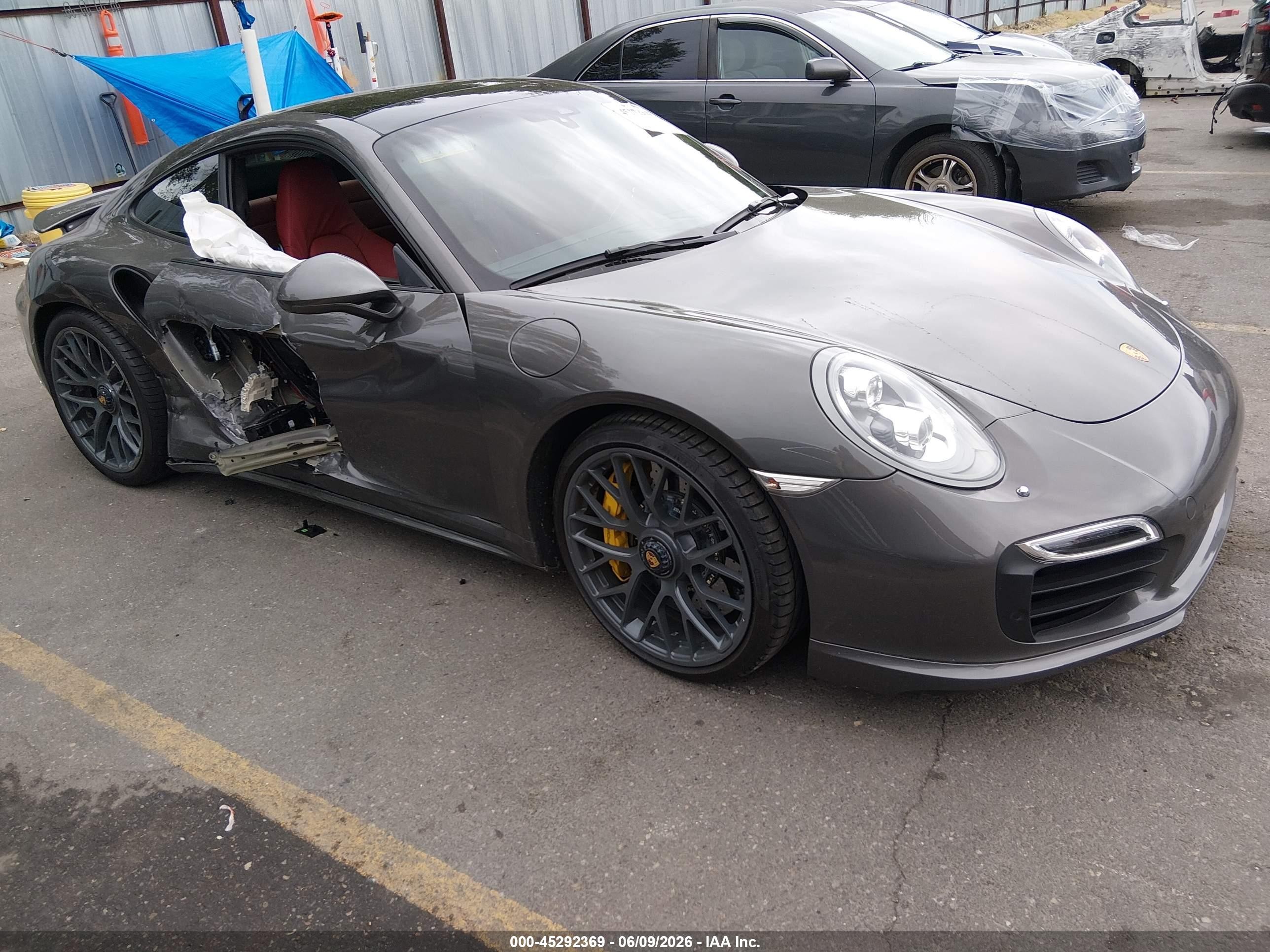2016 Porsche 911 Turbo S, VIN WP0AD2A93GS166187 — Side