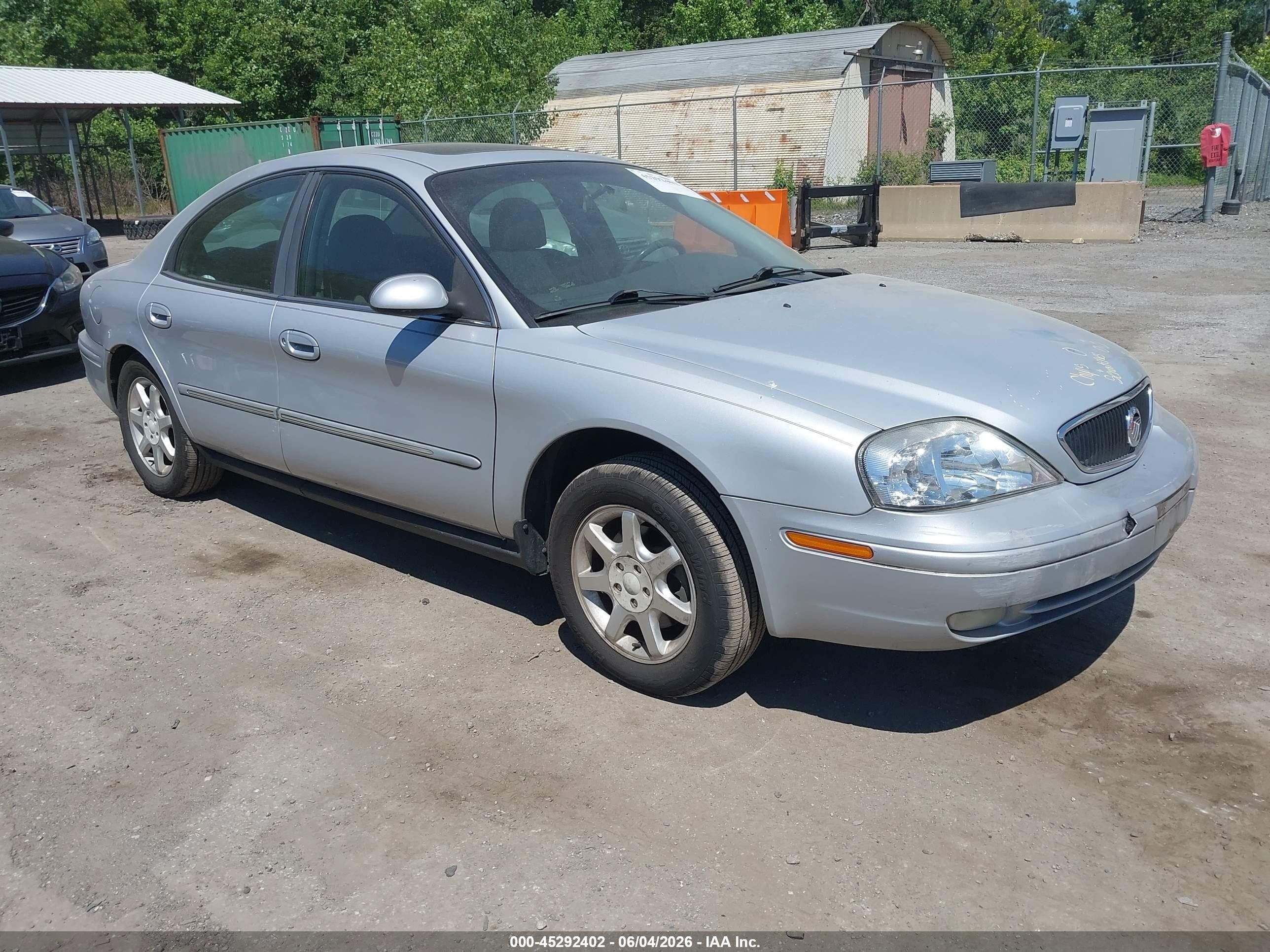 2001 Mercury Sable LS Premium, VIN 1MEHM55S91A641463 — Rear end