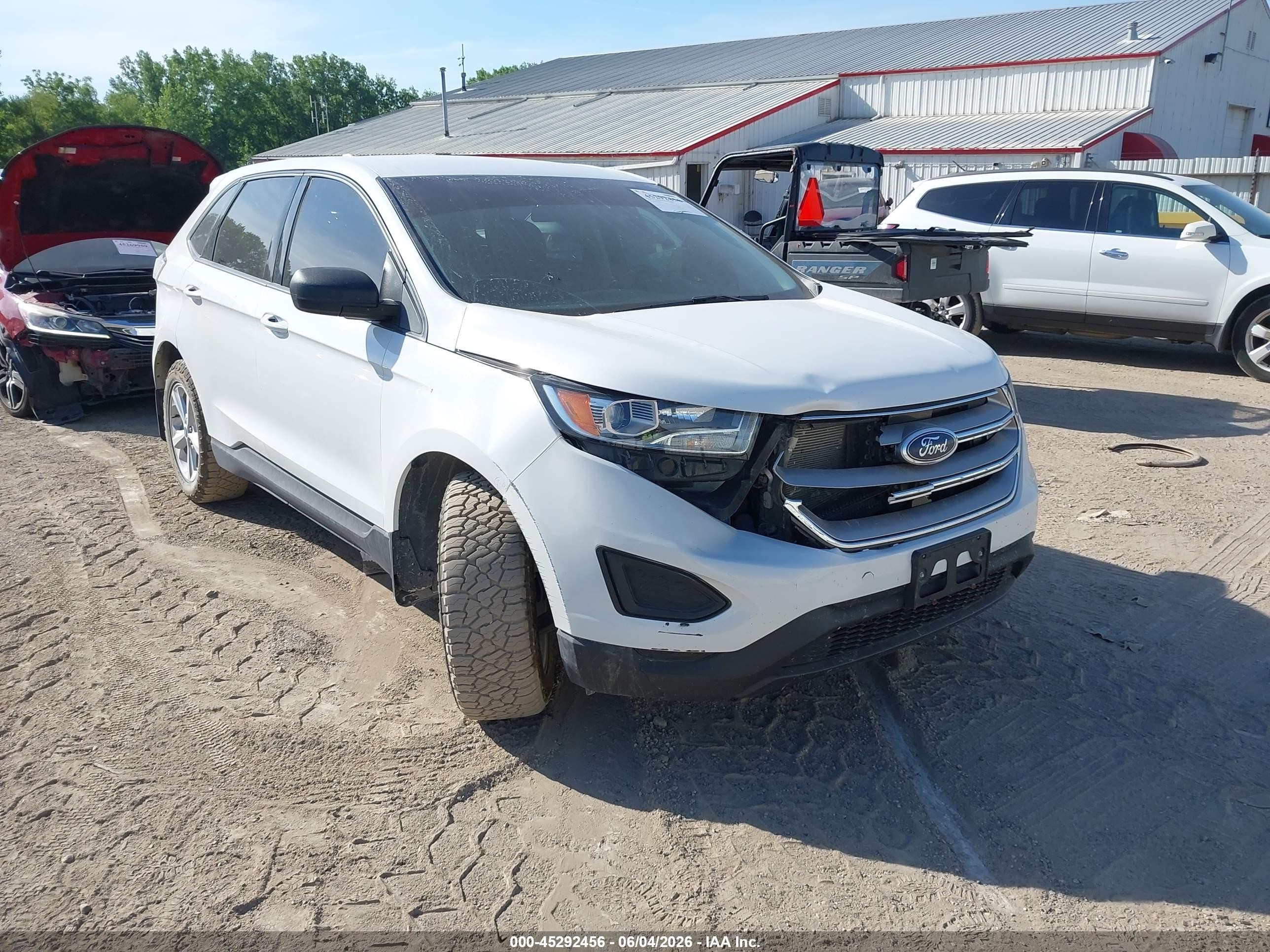 2017 Ford Edge SE, VIN 2FMPK4G96HBB55310 — Front end