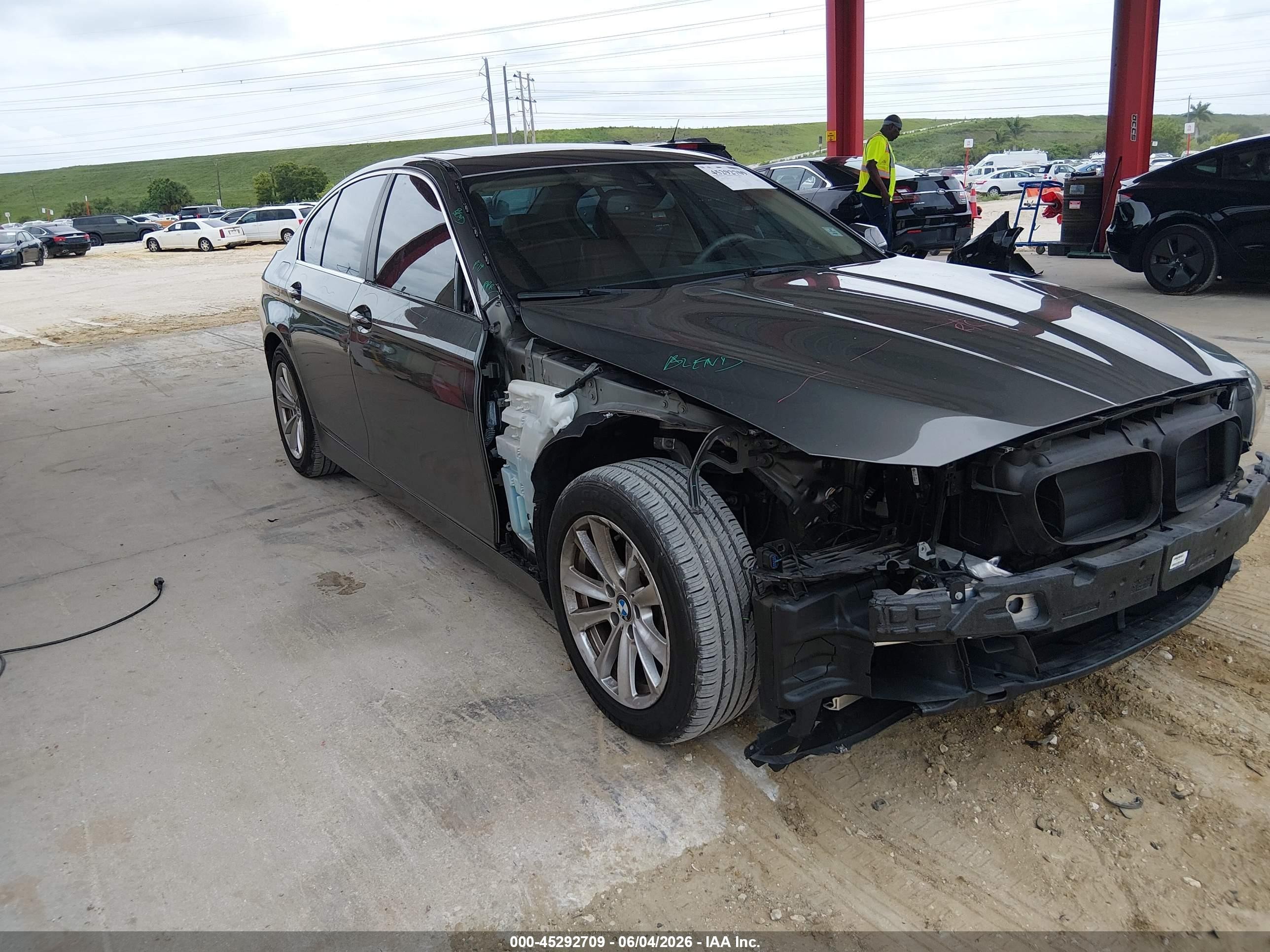 2014 BMW 5 Series 528i xDrive, VIN WBA5A7C58ED617467 — All over