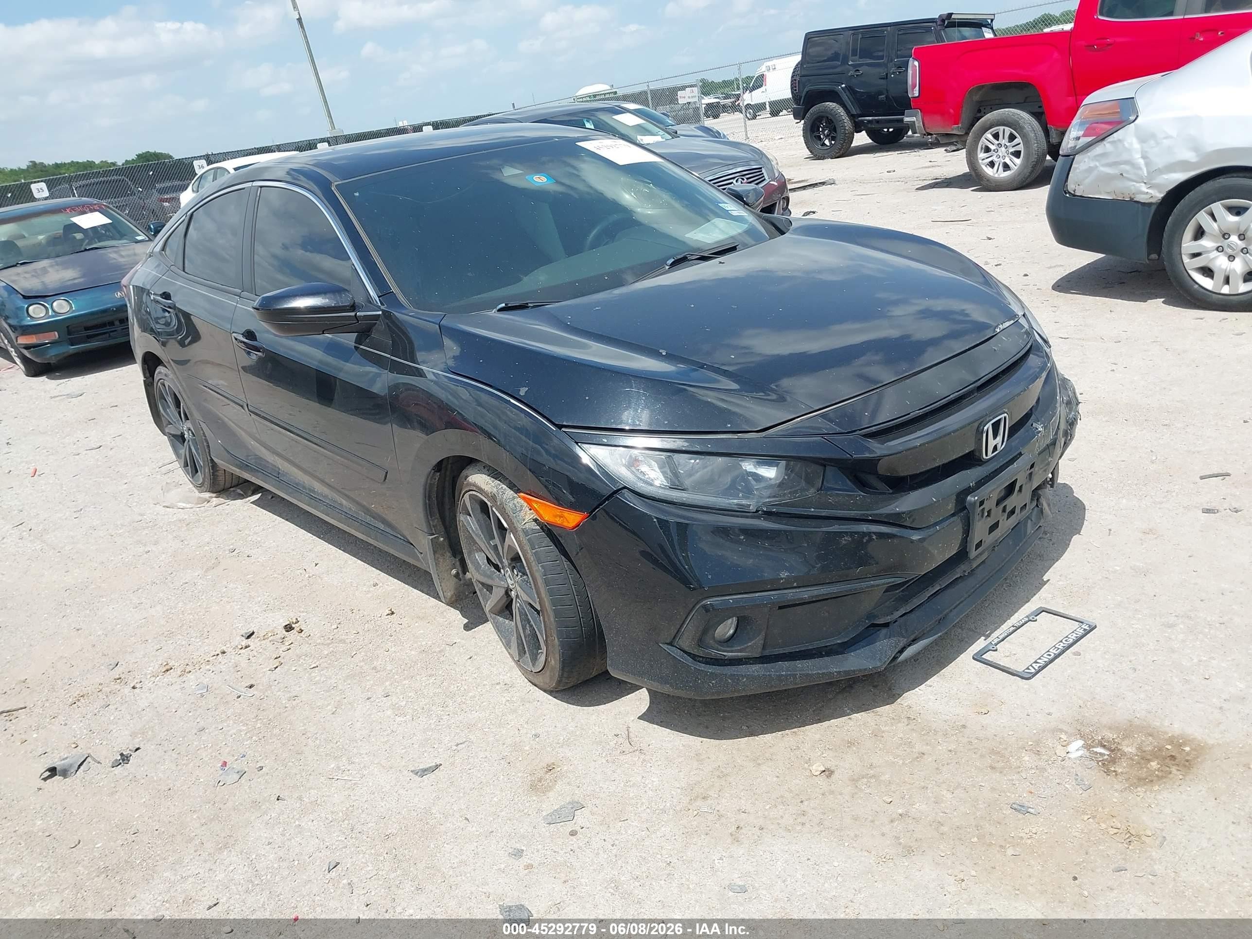 2021 Honda Civic Sport, VIN 19XFC2F80ME002337 — Перед