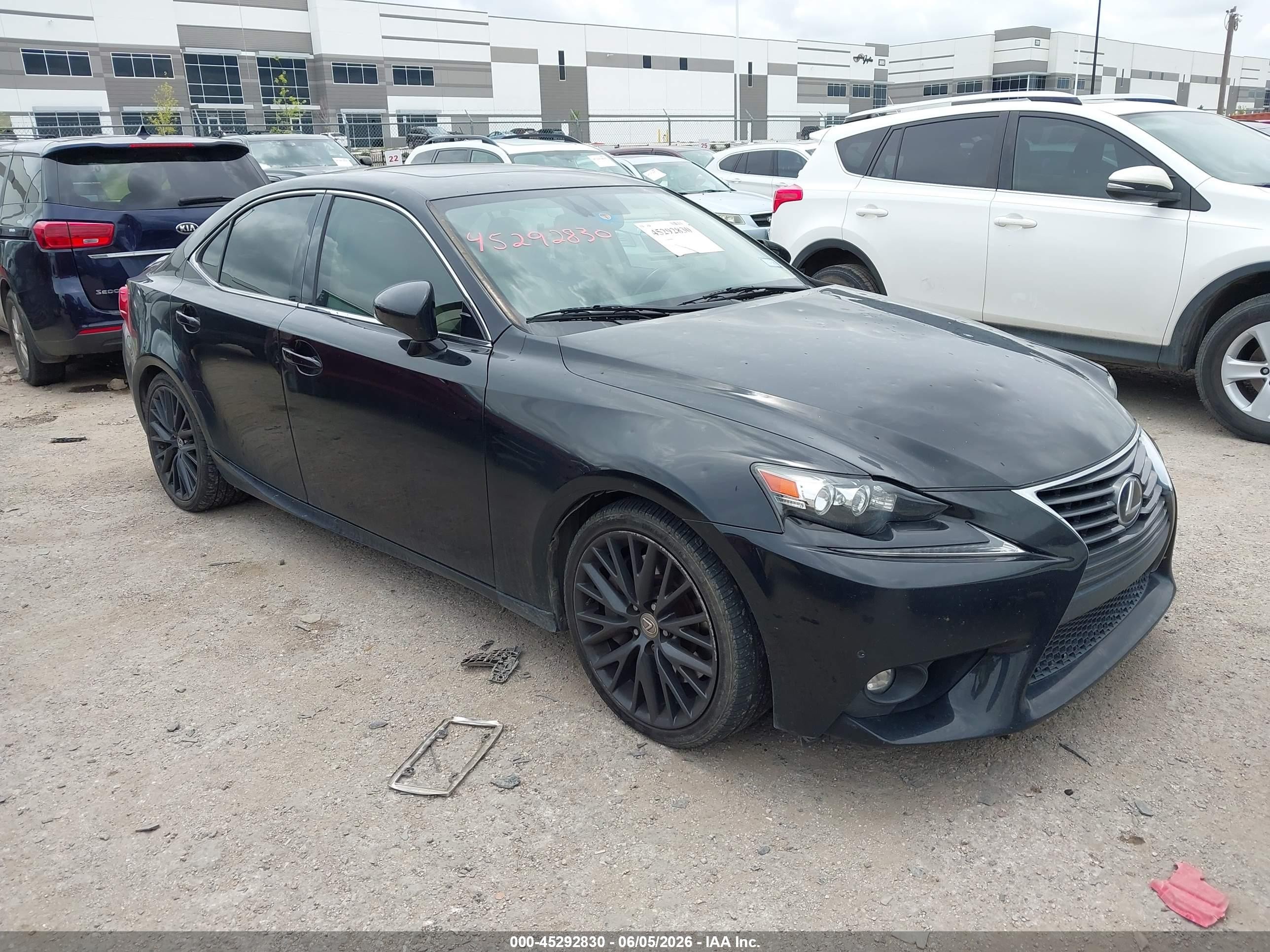 2016 Lexus IS 200t, VIN JTHBA1D26G5030123 — Град