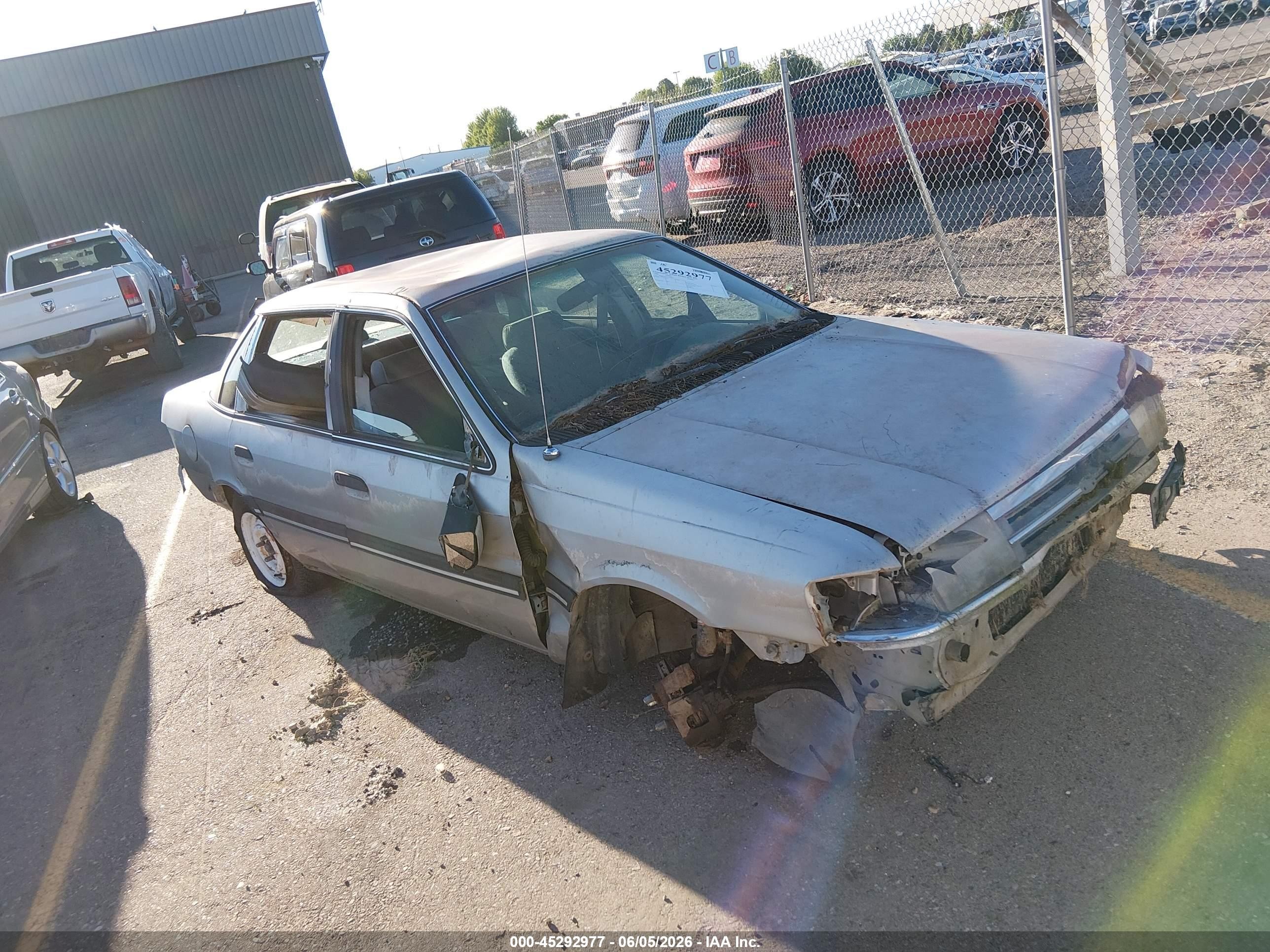 1990 Ford Tempo, VIN 1FAPP36X0LK160653 — Normal wear