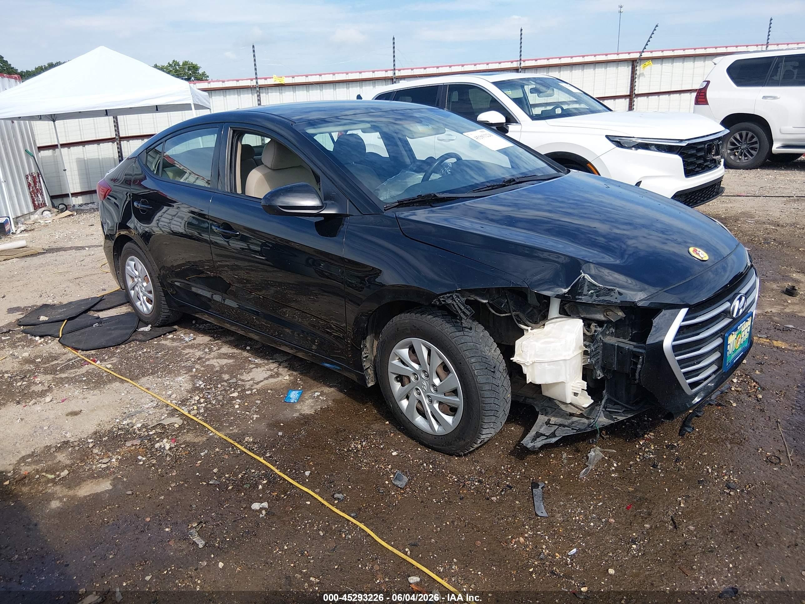 2017 Hyundai Elantra SE, VIN 5NPD74LF7HH153848 — Front end
