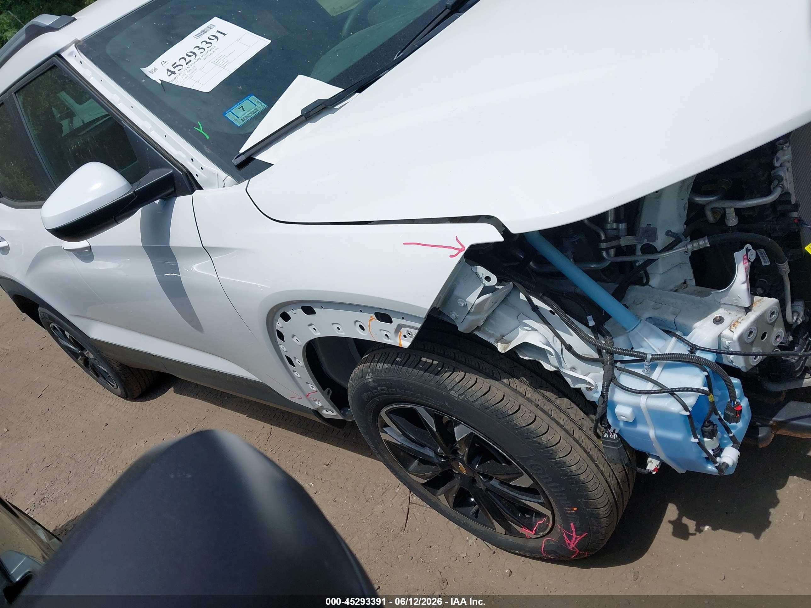 2022 Chevrolet TrailBlazer LT, VIN KL79MRSL5NB035164 — Перед