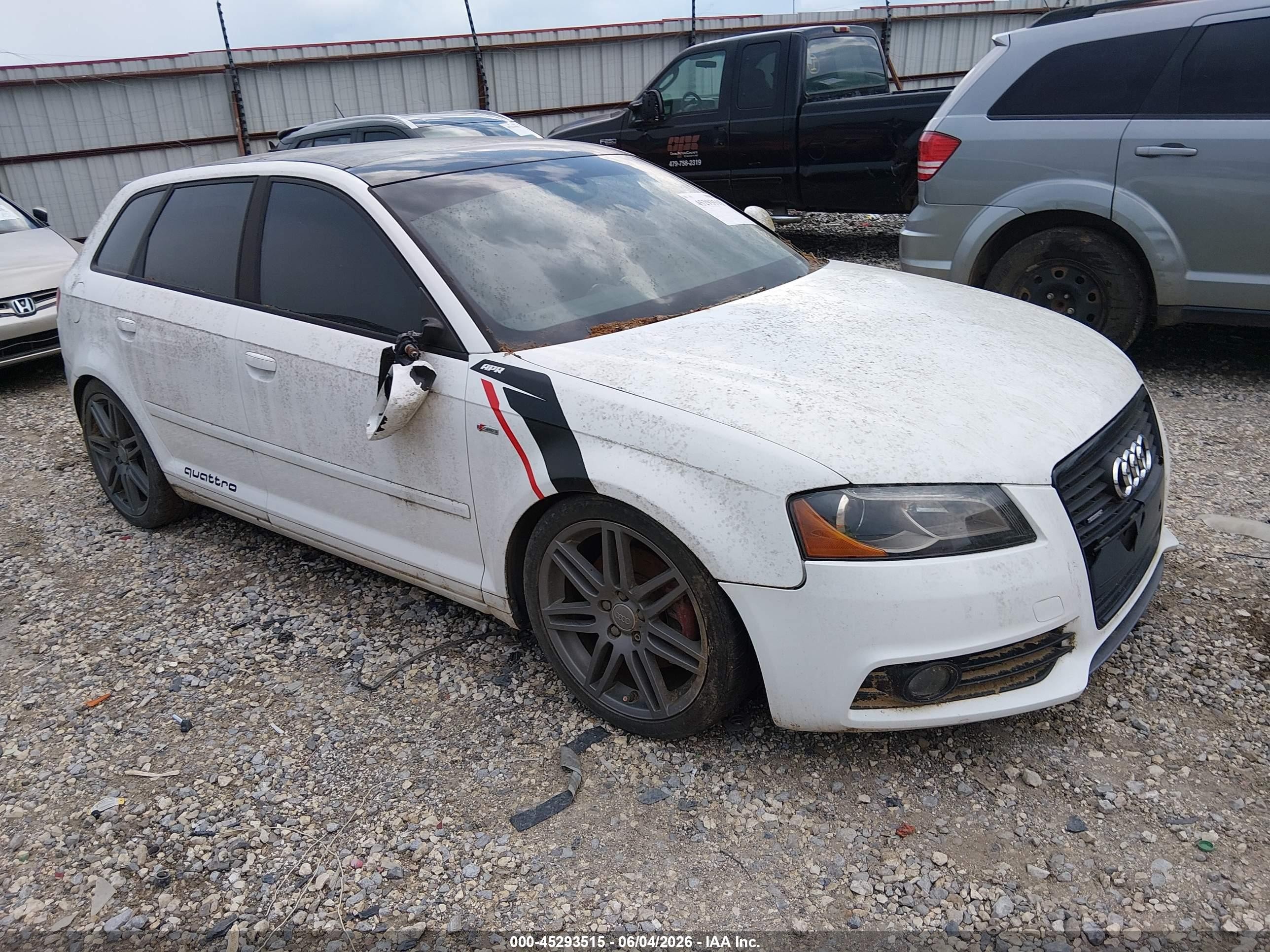 2010 Audi A3 Premium Plus, VIN WAUMFAFM8AA026712 — Normal wear