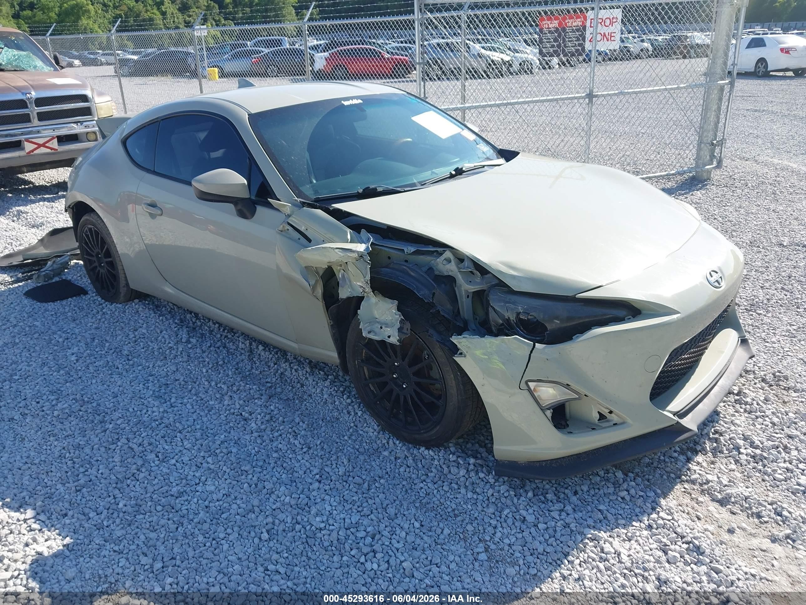 2016 Scion FR-S, VIN JF1ZNAA10G8706117 — Rear end