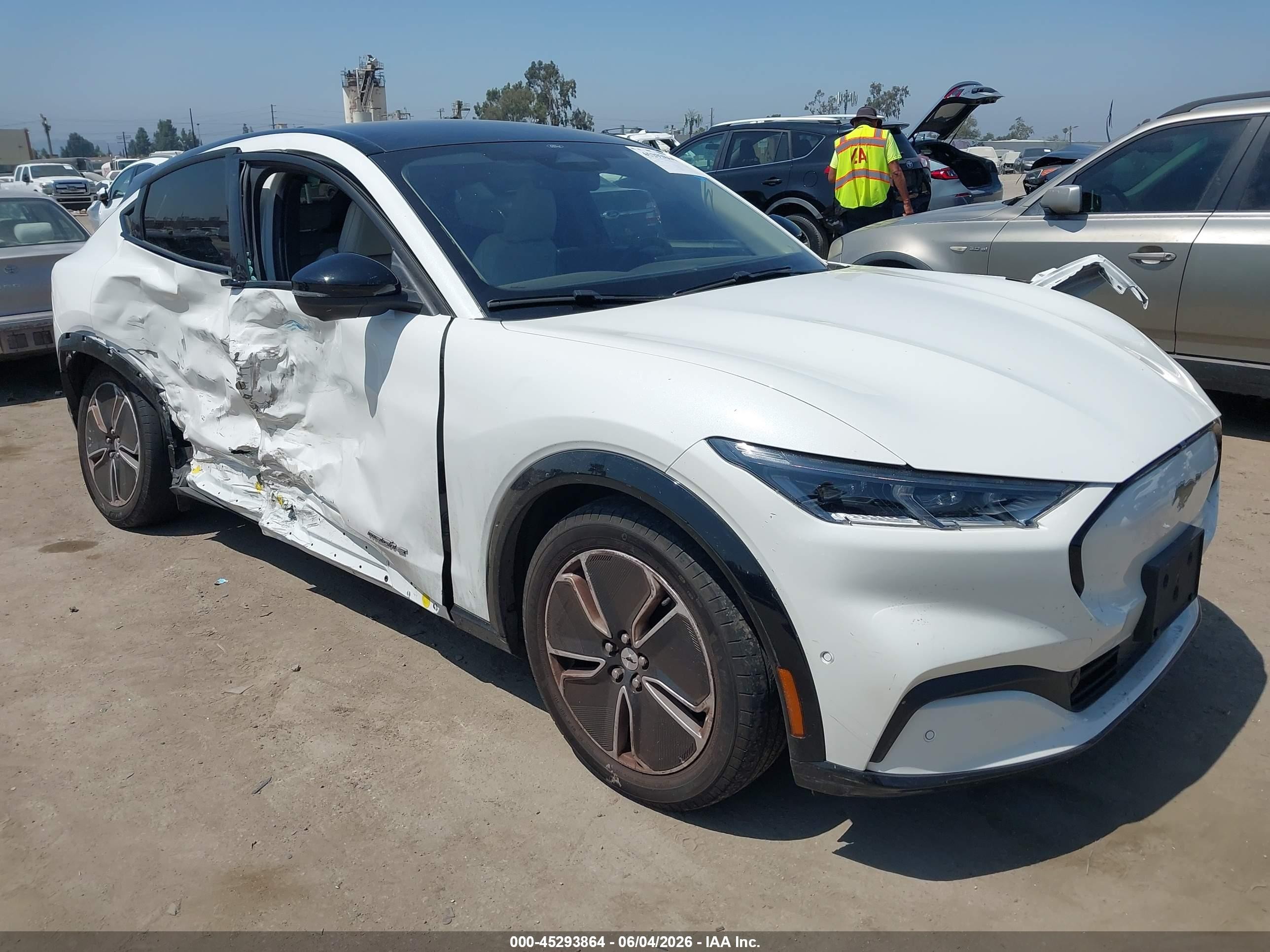 2023 Ford Mustang Mach-E Premium, VIN 3FMTK3R48PMA90631 — Side