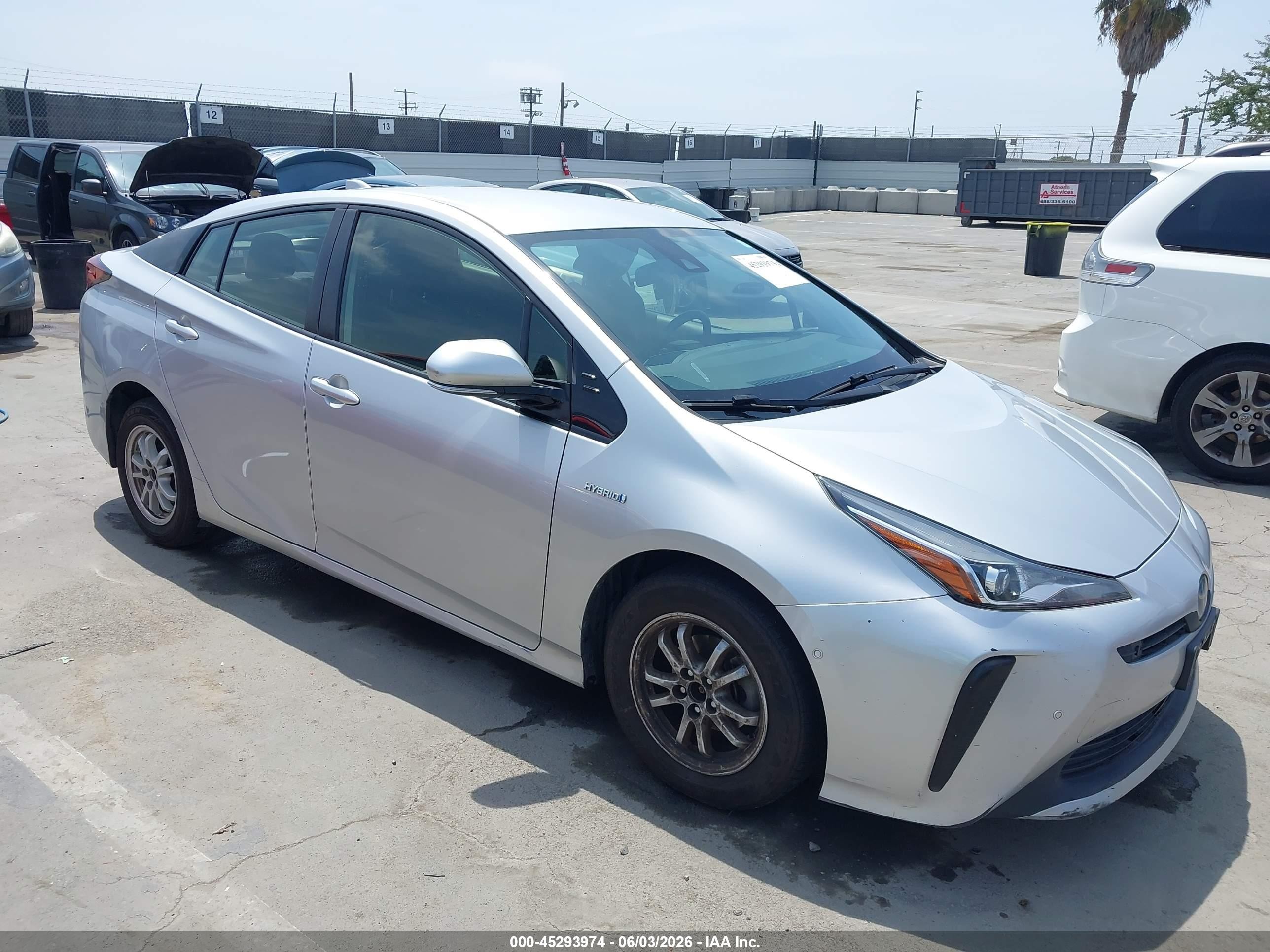 2020 Toyota Prius LE, VIN JTDKARFU3L3120060 — Rear end