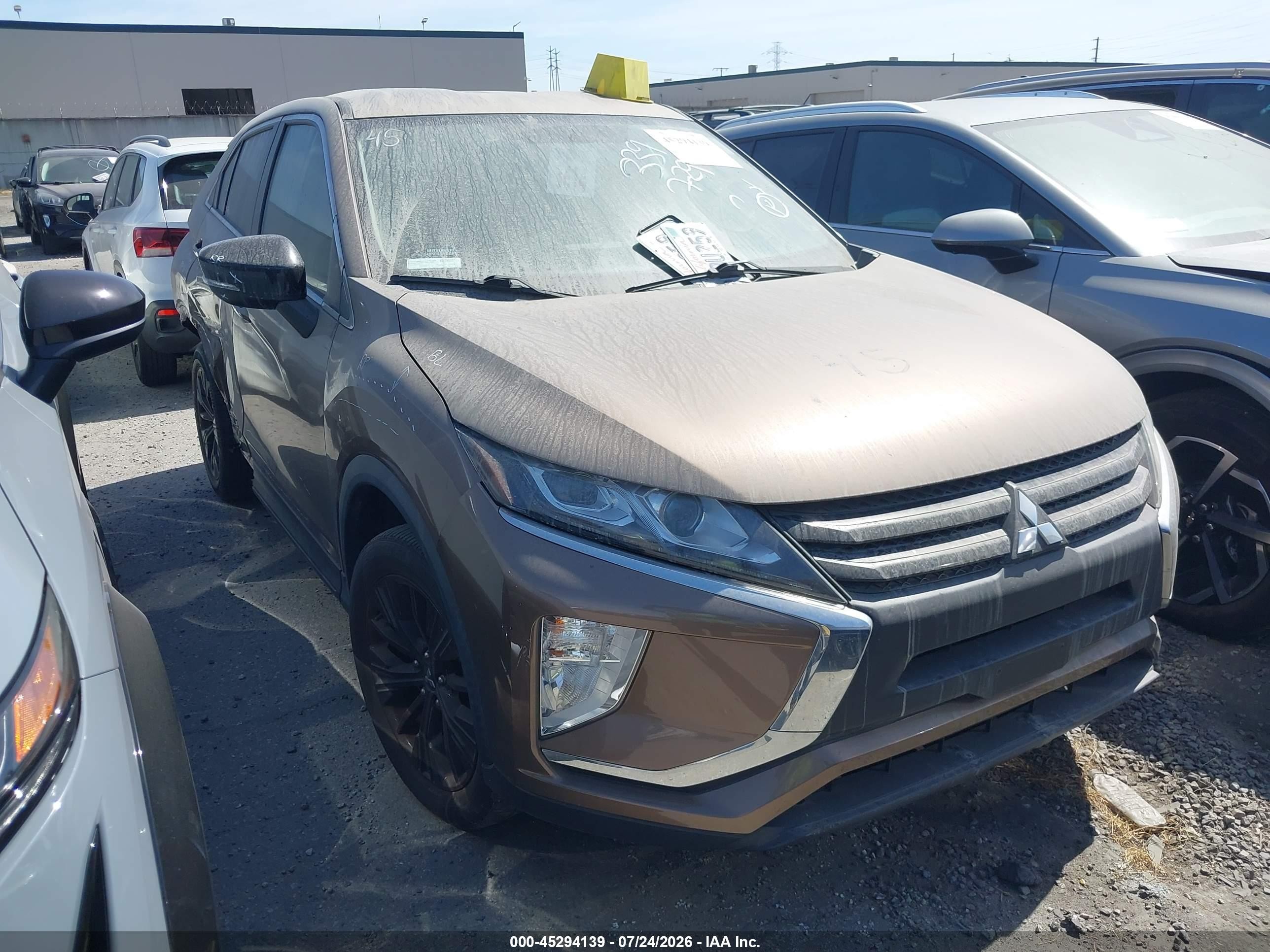 2018 Mitsubishi Eclipse Cross LE, VIN JA4AT4AA8JZ051151 — Side