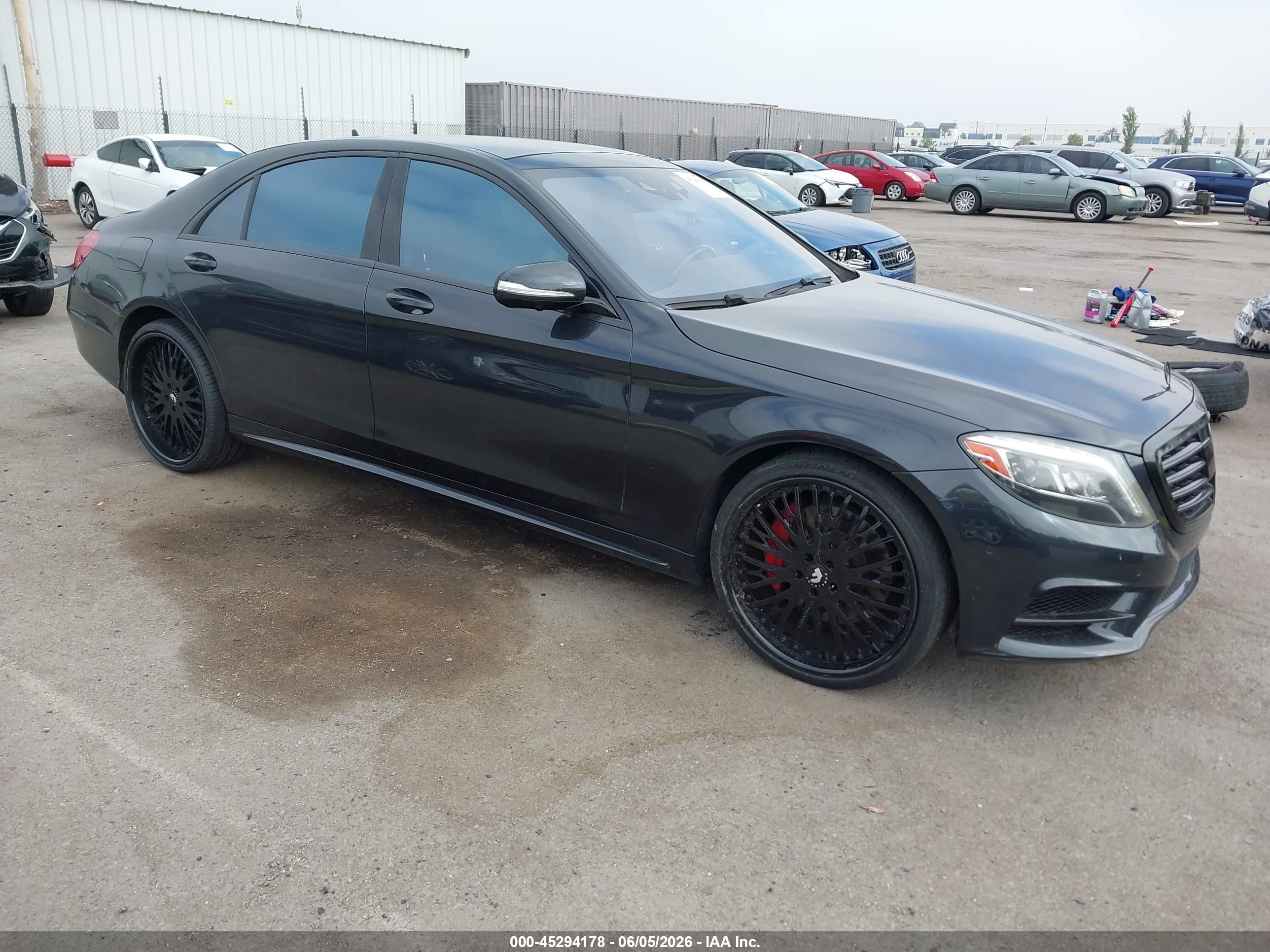 2015 Mercedes-Benz S 550, VIN WDDUG8CB5FA135234 — Side