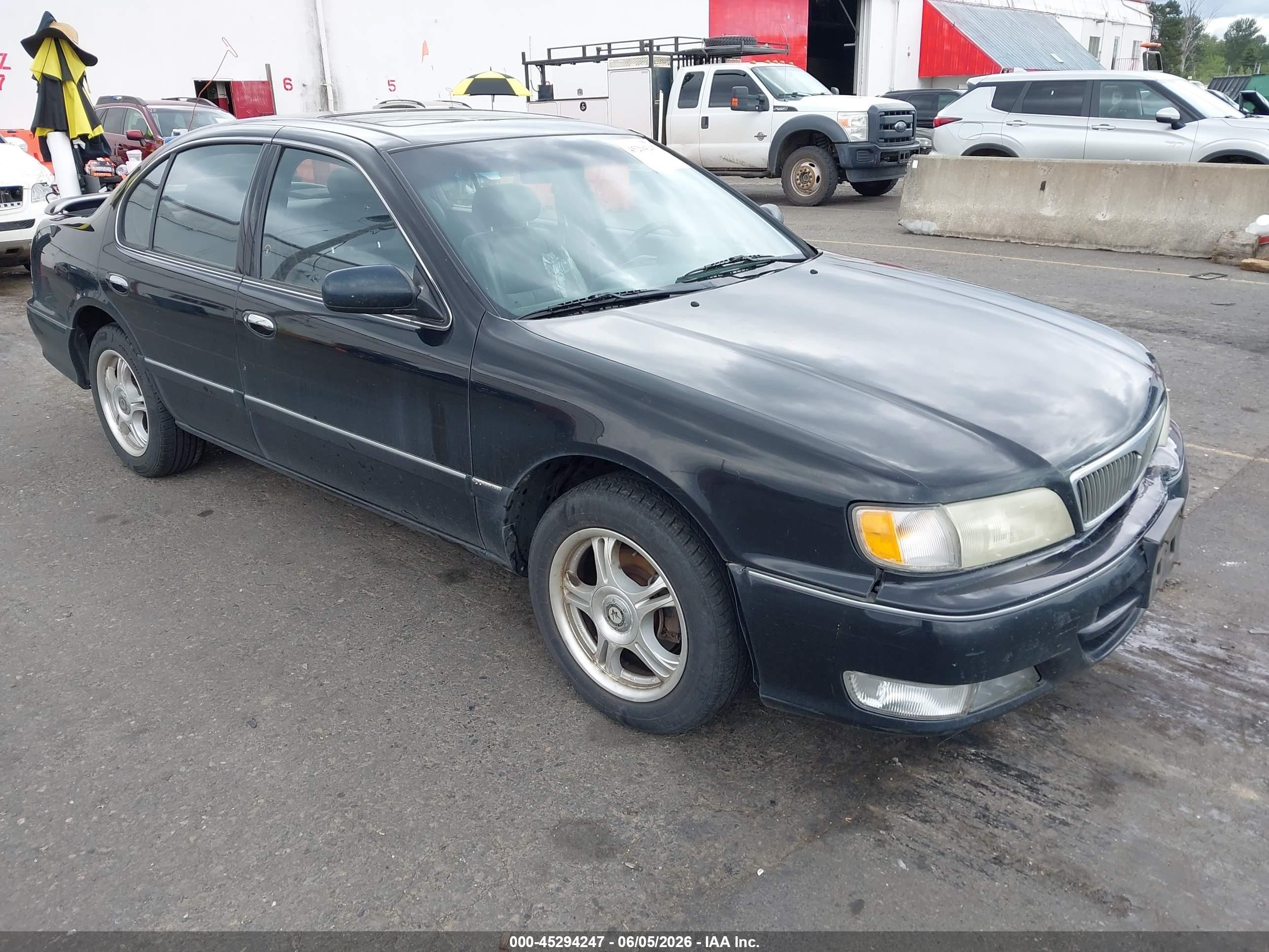 1997 Infiniti I30, VIN JNKCA21D4VT515255 — Front end