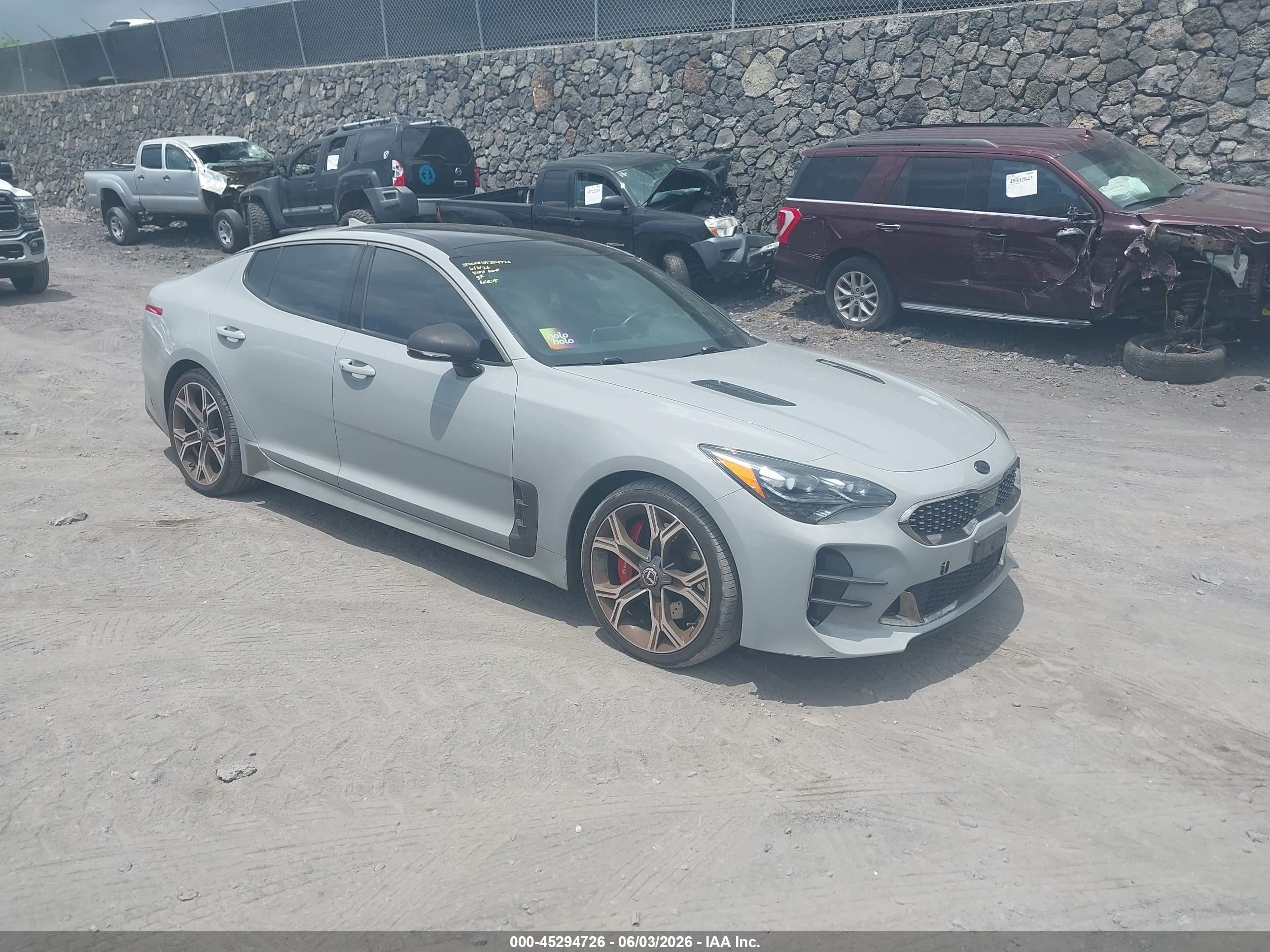 2019 Kia Stinger GT1, VIN KNAE45LC2K6059920 — Днище
