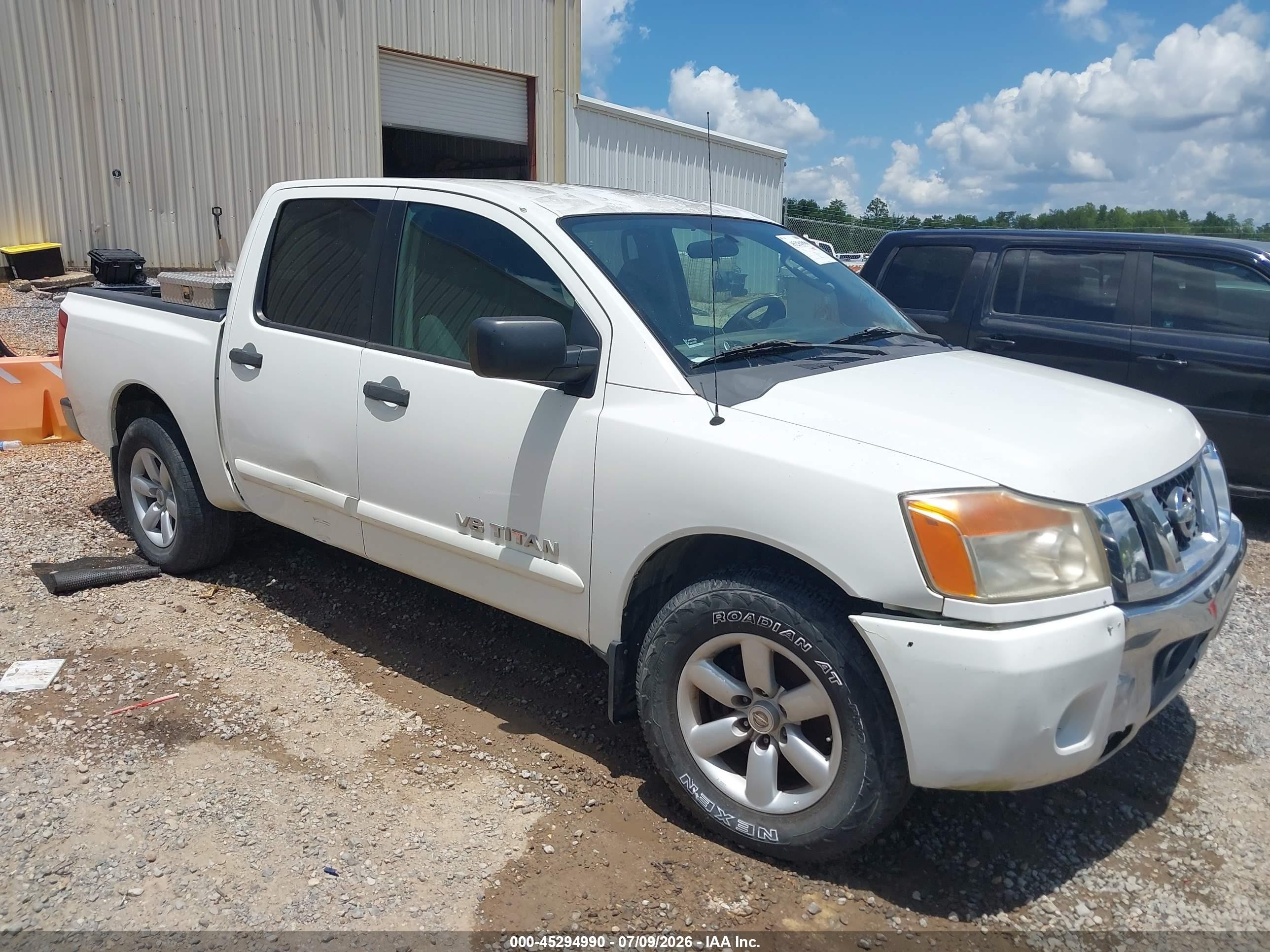 2010 Nissan Titan SE, VIN 1N6BA0EK1AN308554 — Normal wear