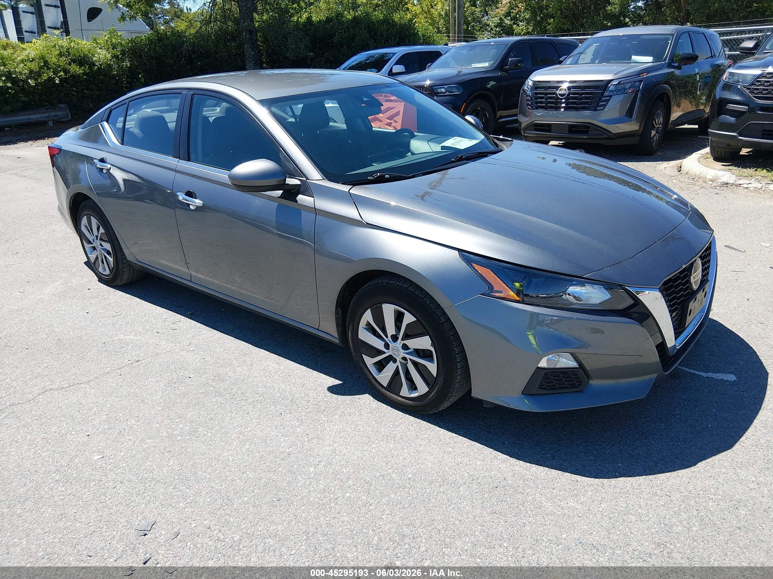 2022 Nissan Altima S, VIN 1N4BL4BV0NN387357 — Normal wear