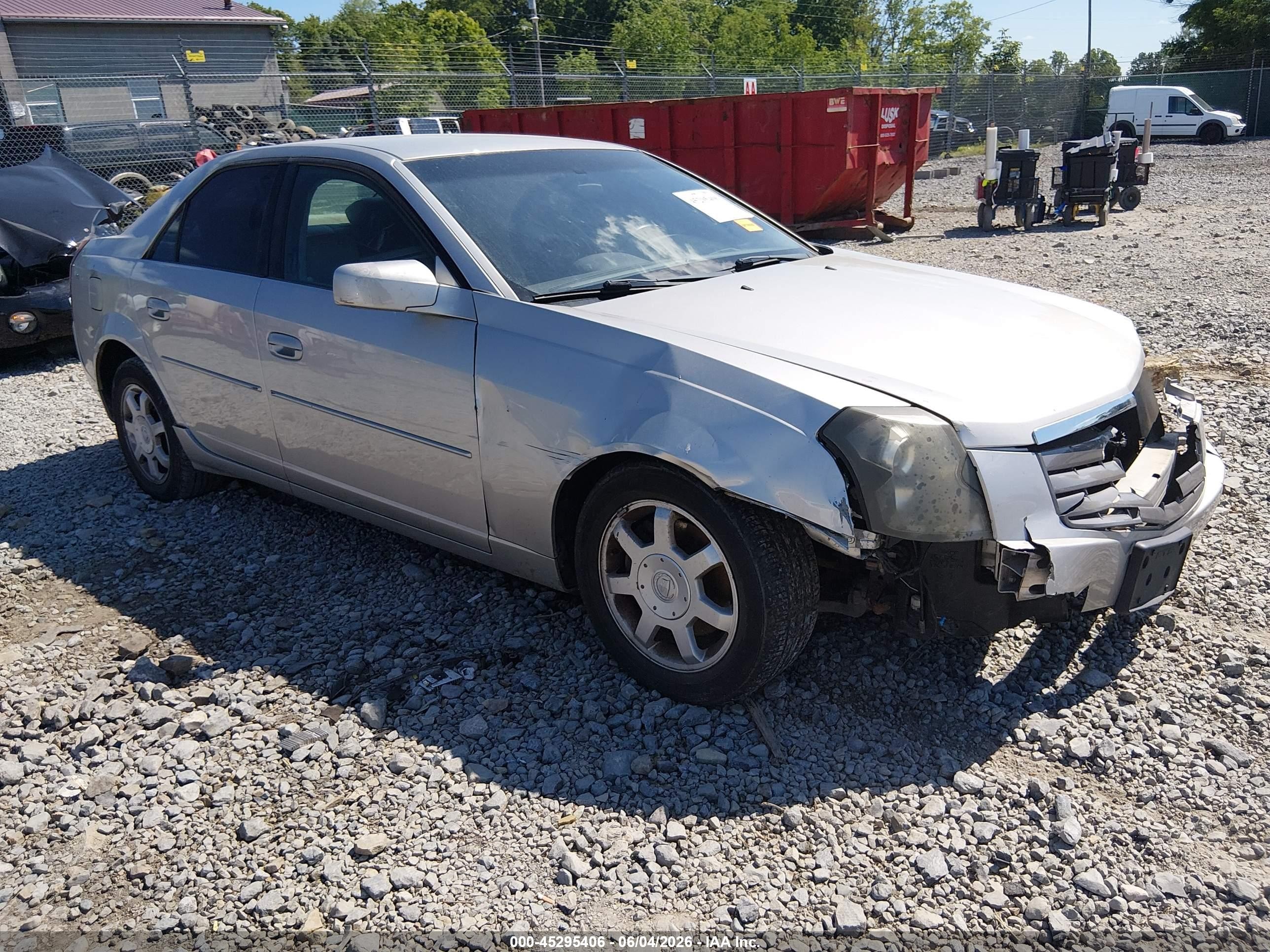 2003 Cadillac CTS, VIN 1G6DM57N130172131 — Перед