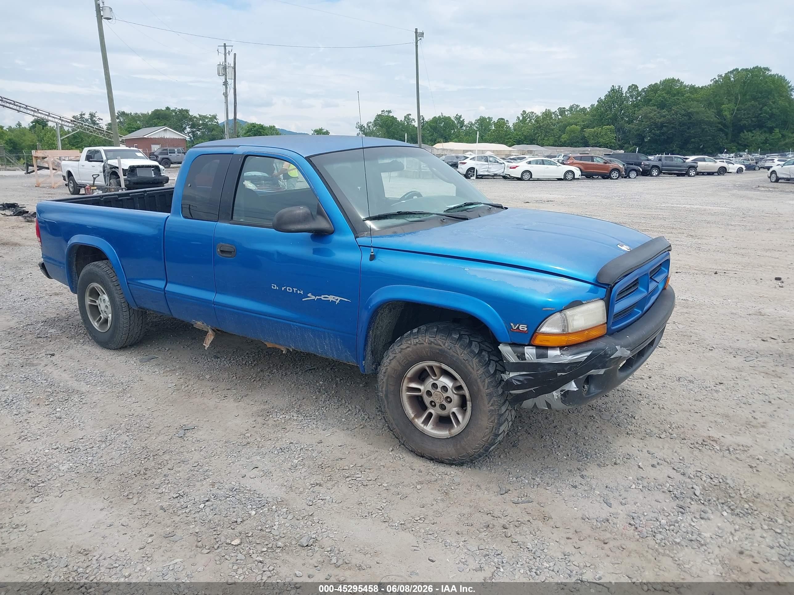 2000 Dodge Dakota, VIN 1B7GG22XXYS757472 — Зад
