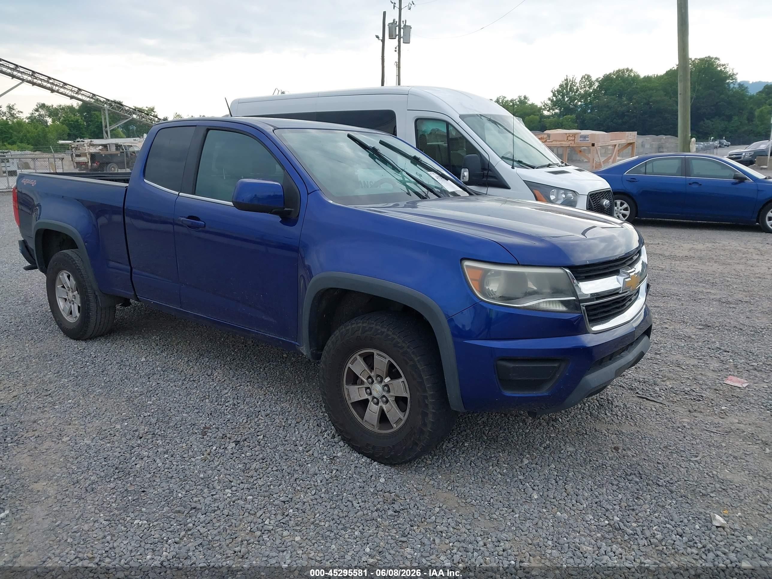 2016 Chevrolet Colorado 4WD WT, VIN 1GCHTBEA7G1156628 — Front end