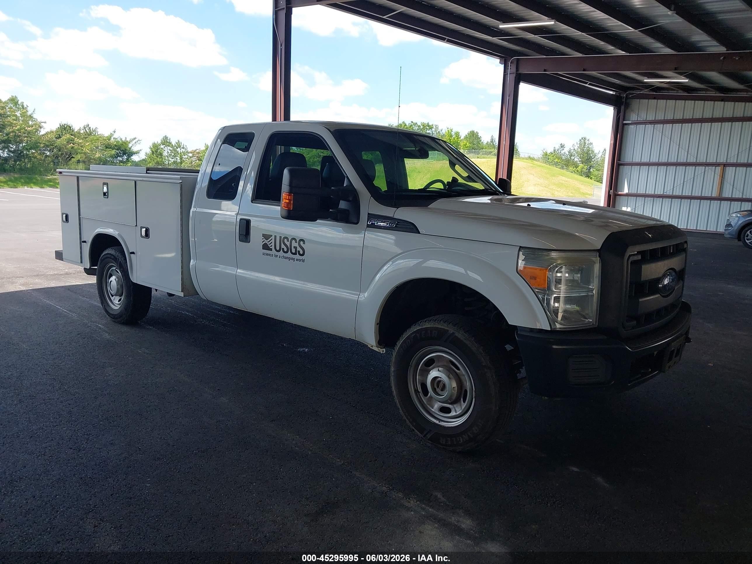 2016 Ford F-250 XL, VIN 1FD7X2B6XGEC46604 — Normal wear