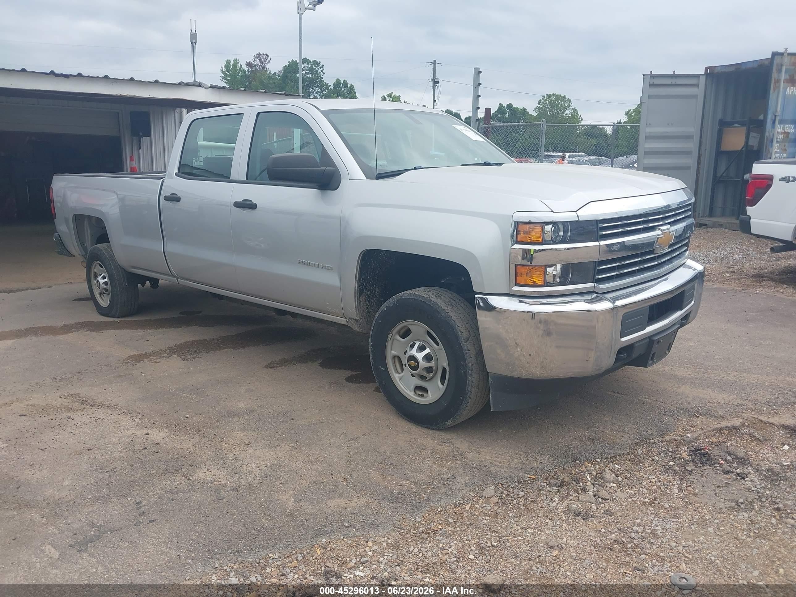 2018 Chevrolet Silverado 2500HD Work Truck, VIN 1GC1CUEG7JF261049 — Normal wear