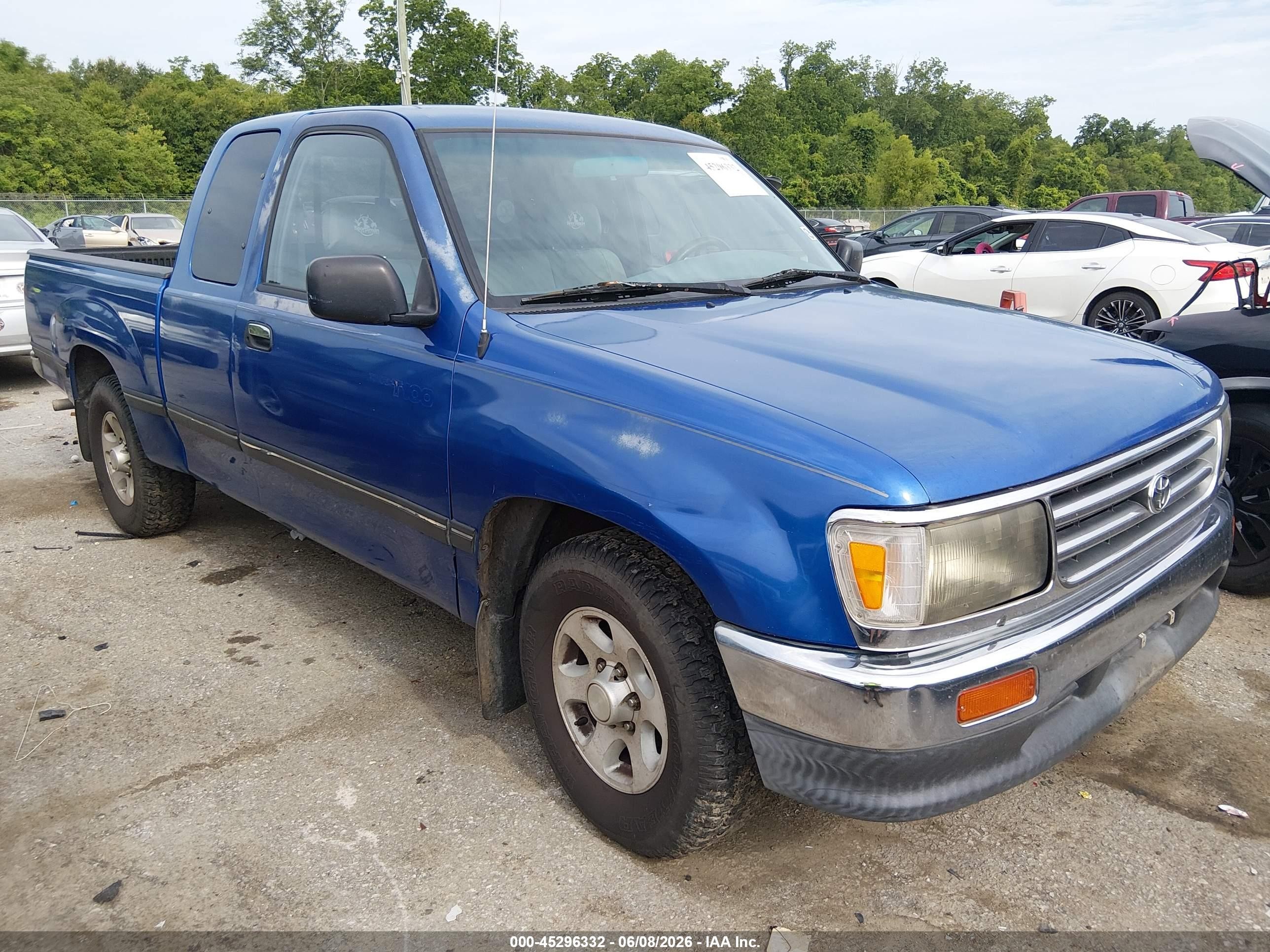 1996 Toyota T100 DX, VIN JT4TN12D4T0016632 — Normal wear