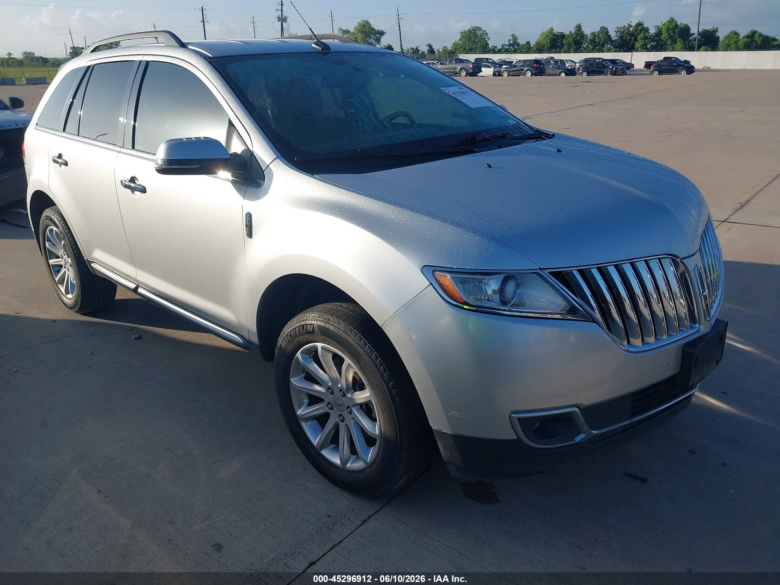 2014 Lincoln MKX, VIN 2LMDJ6JKXEBL14343 — Repossession