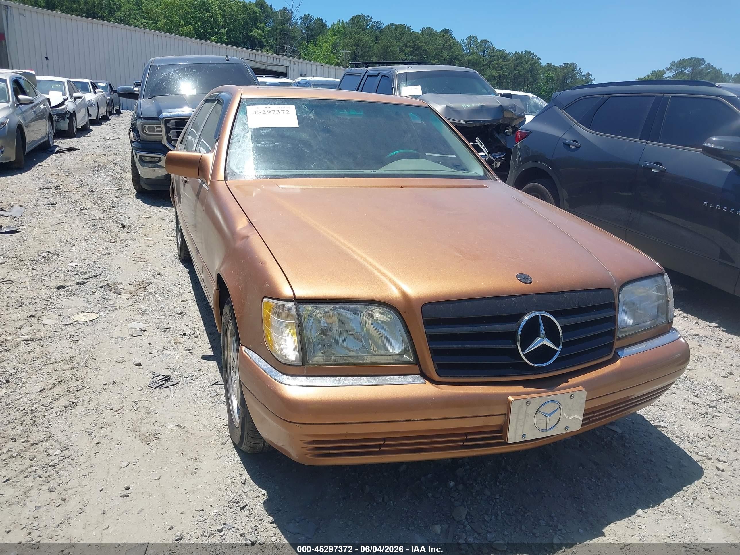 1999 Mercedes-Benz S 320/430/500, VIN WDBGA32G9XA412430 — Roof