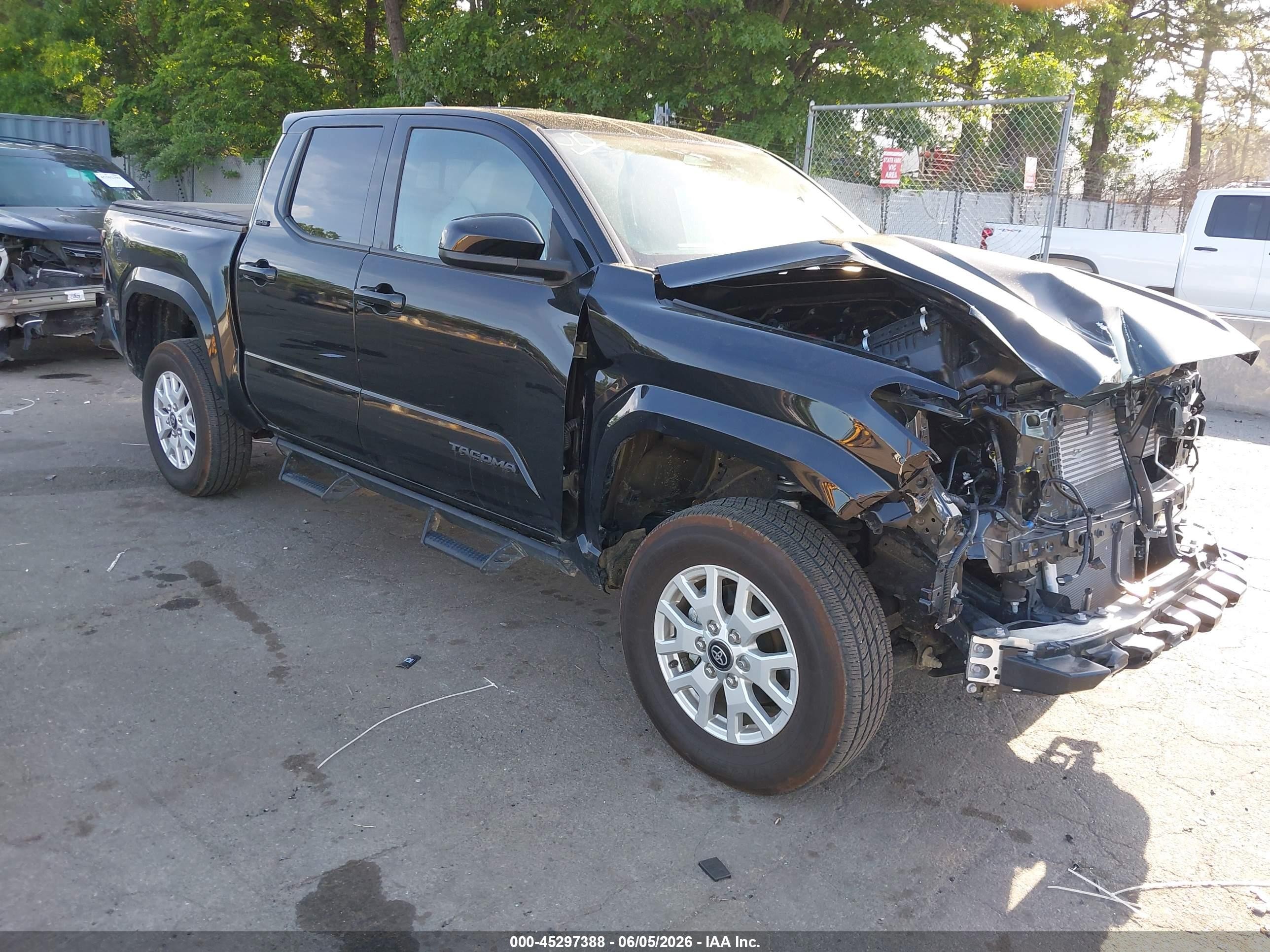 2025 Toyota Tacoma SR5, VIN 3TMLB5JNXSM113243 — Front end